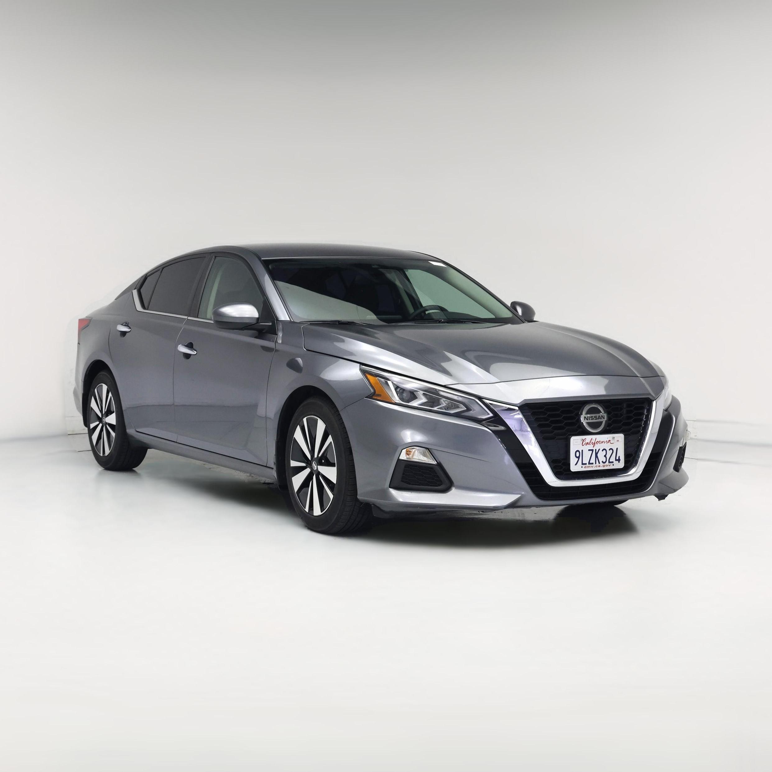 Thumbnail: 2022 Nissan Altima - 1