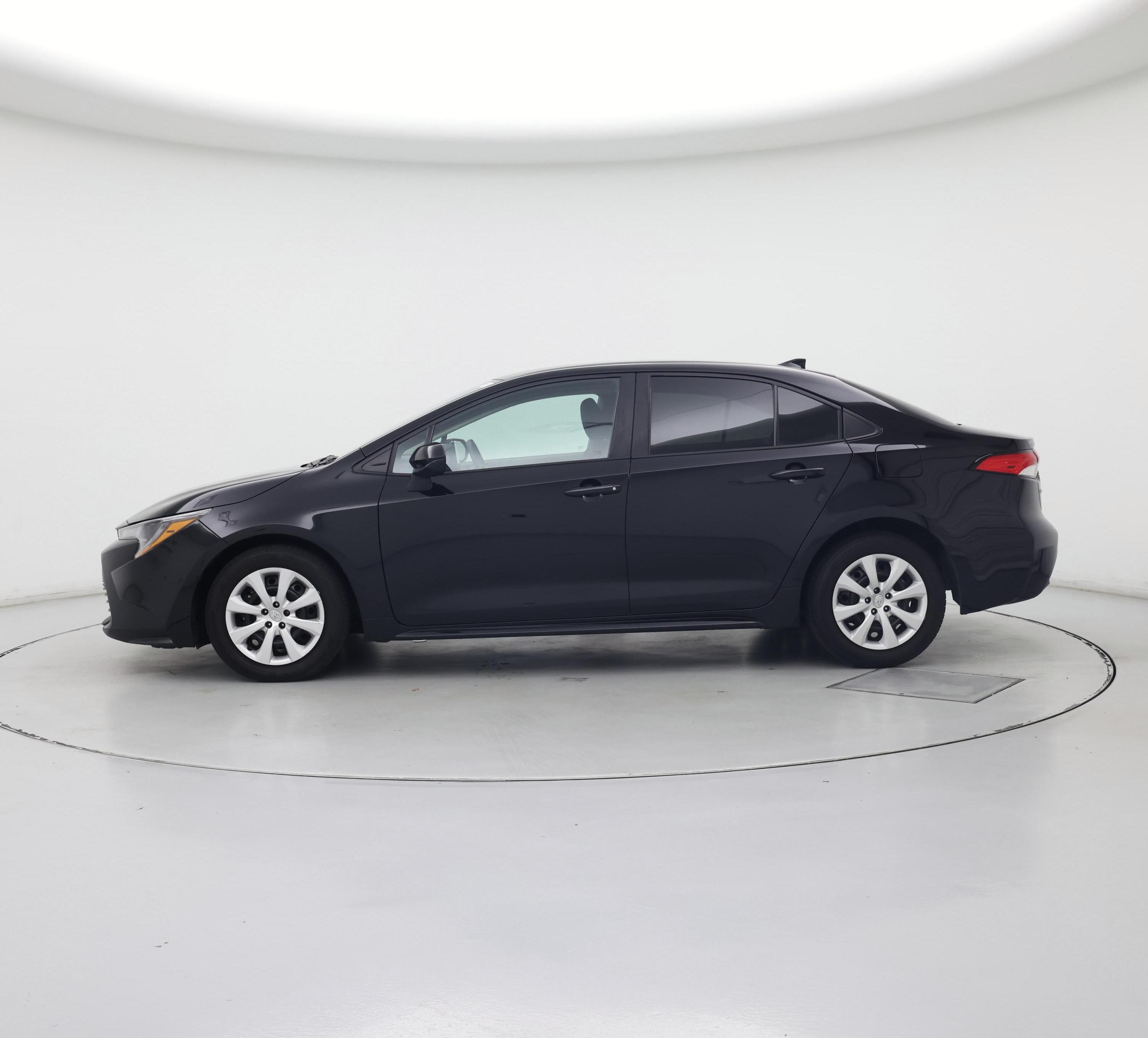 Thumbnail: 2024 Toyota Corolla - 3
