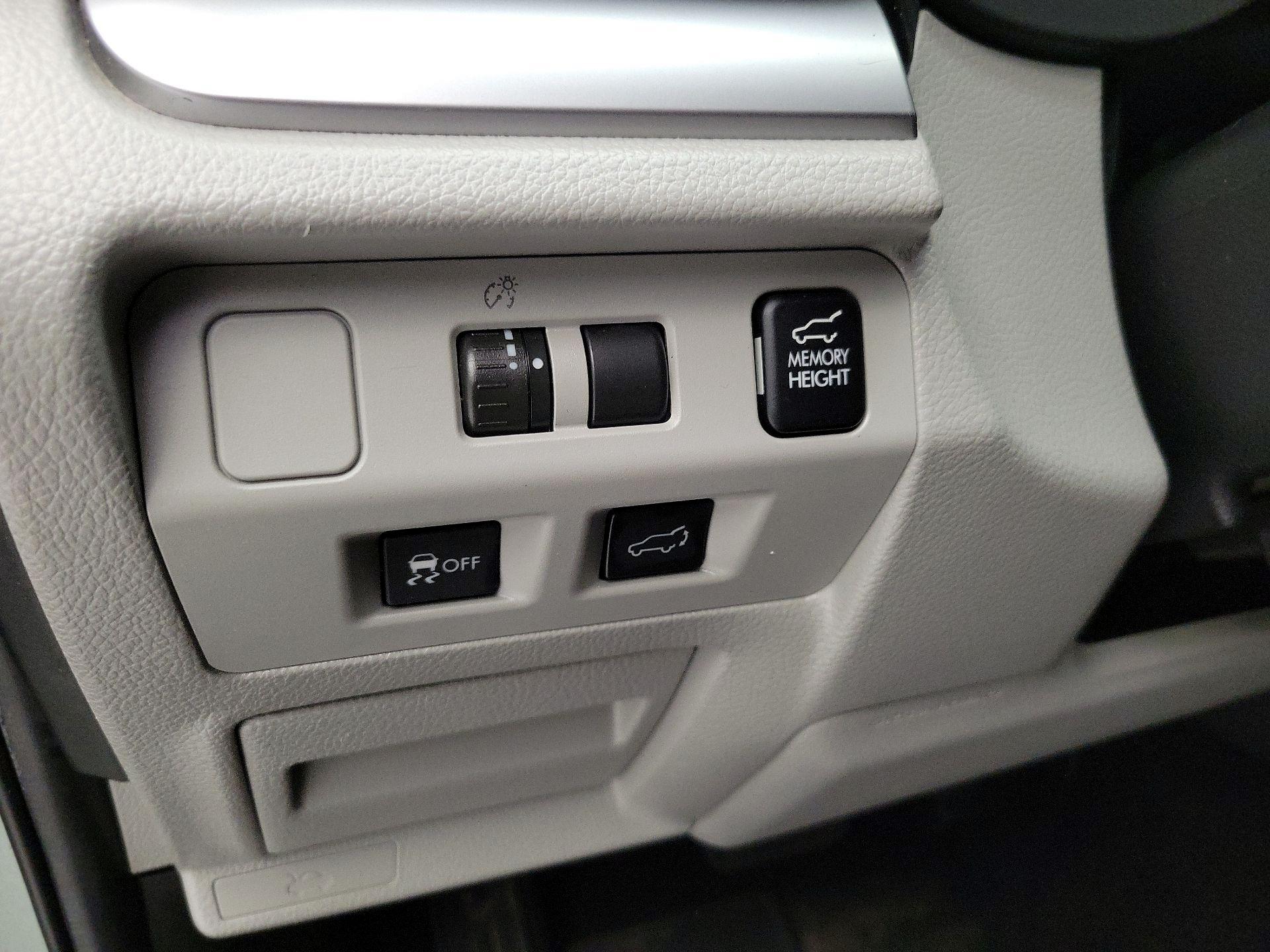 Thumbnail: 2014 Subaru Forester - 13