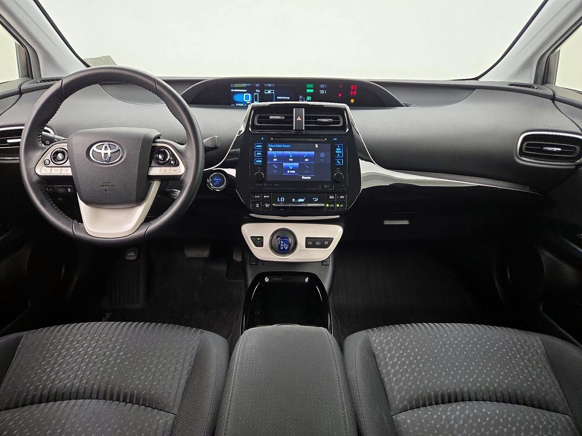 Thumbnail: 2019 Toyota Prius Prime - 9
