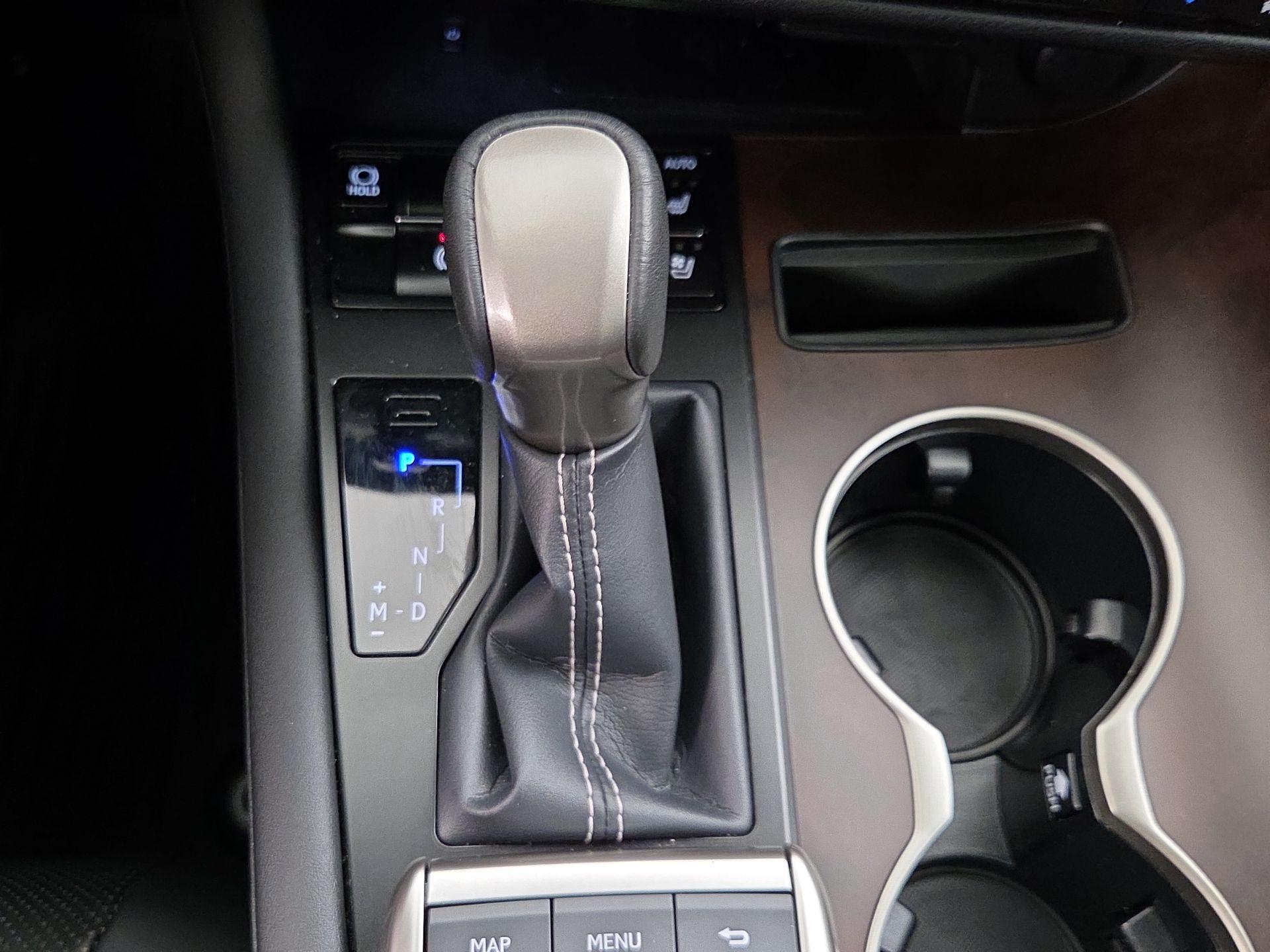 Thumbnail: 2022 Lexus RX - 18