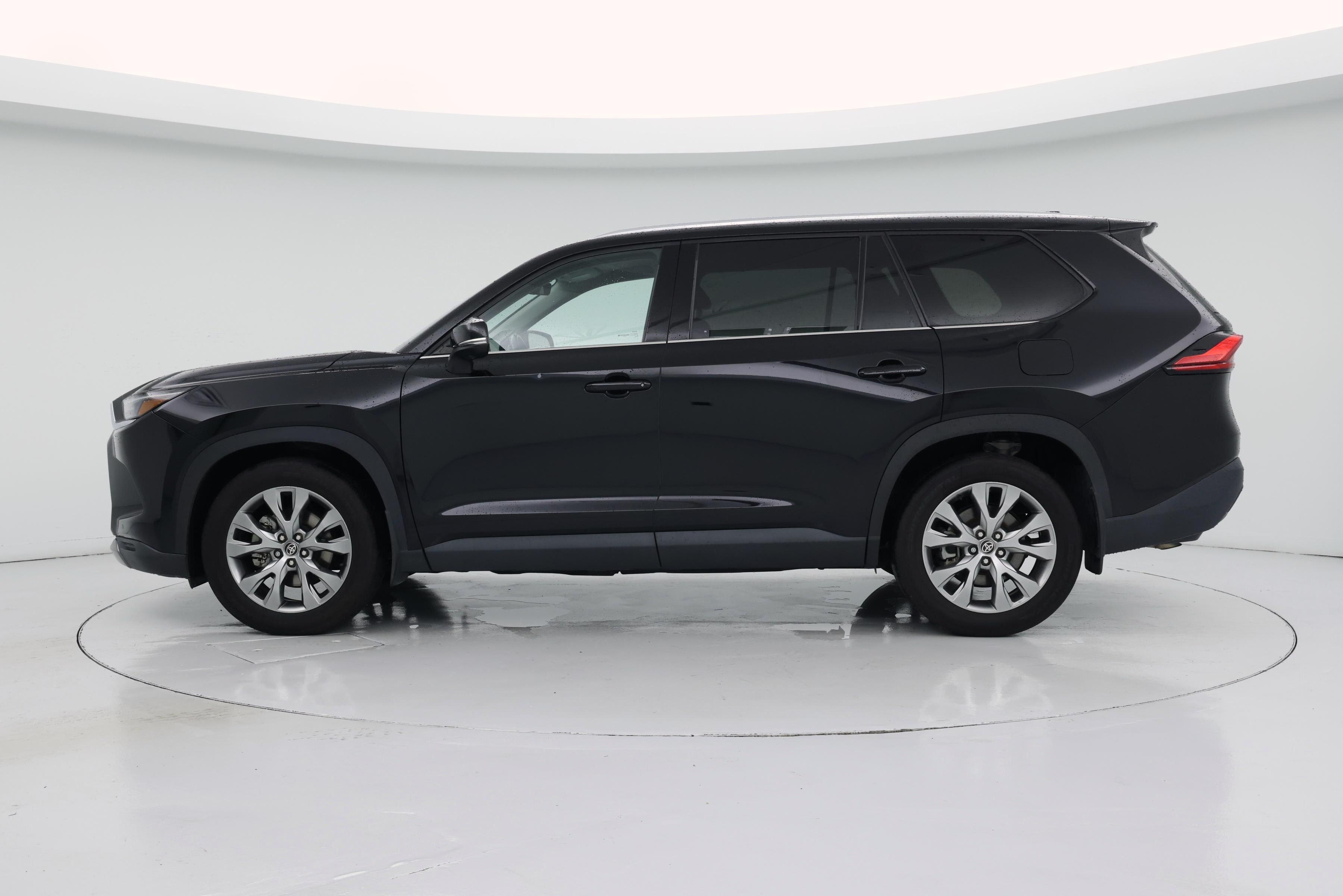 Thumbnail: 2024 Toyota Grand Highlander - 3