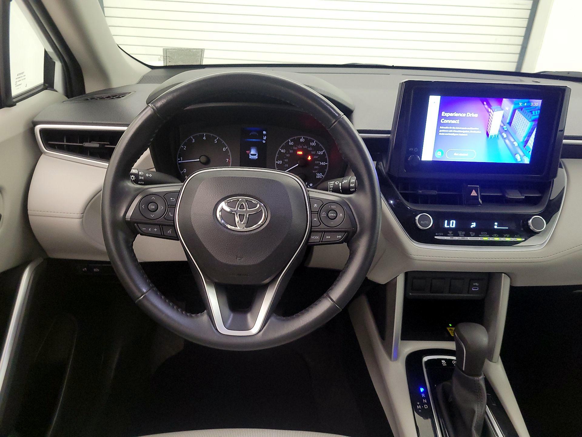 Thumbnail: 2023 Toyota Corolla Cross - 10