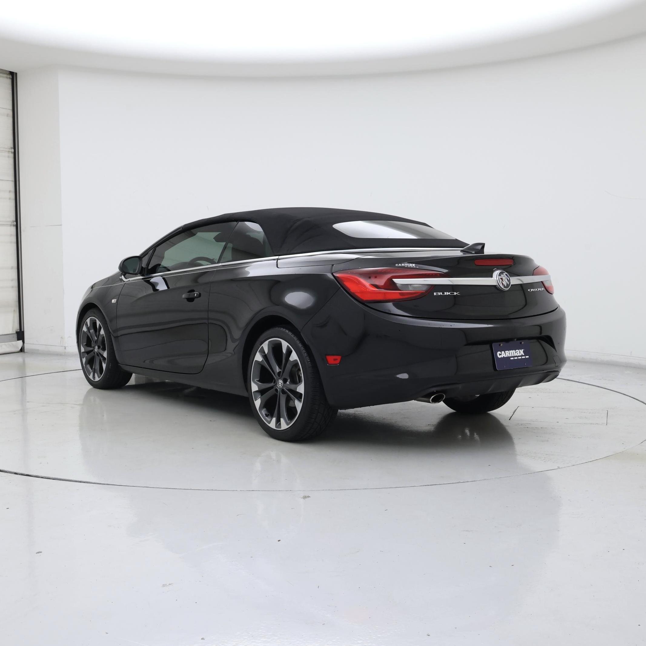 Thumbnail: 2018 Buick Cascada - 2