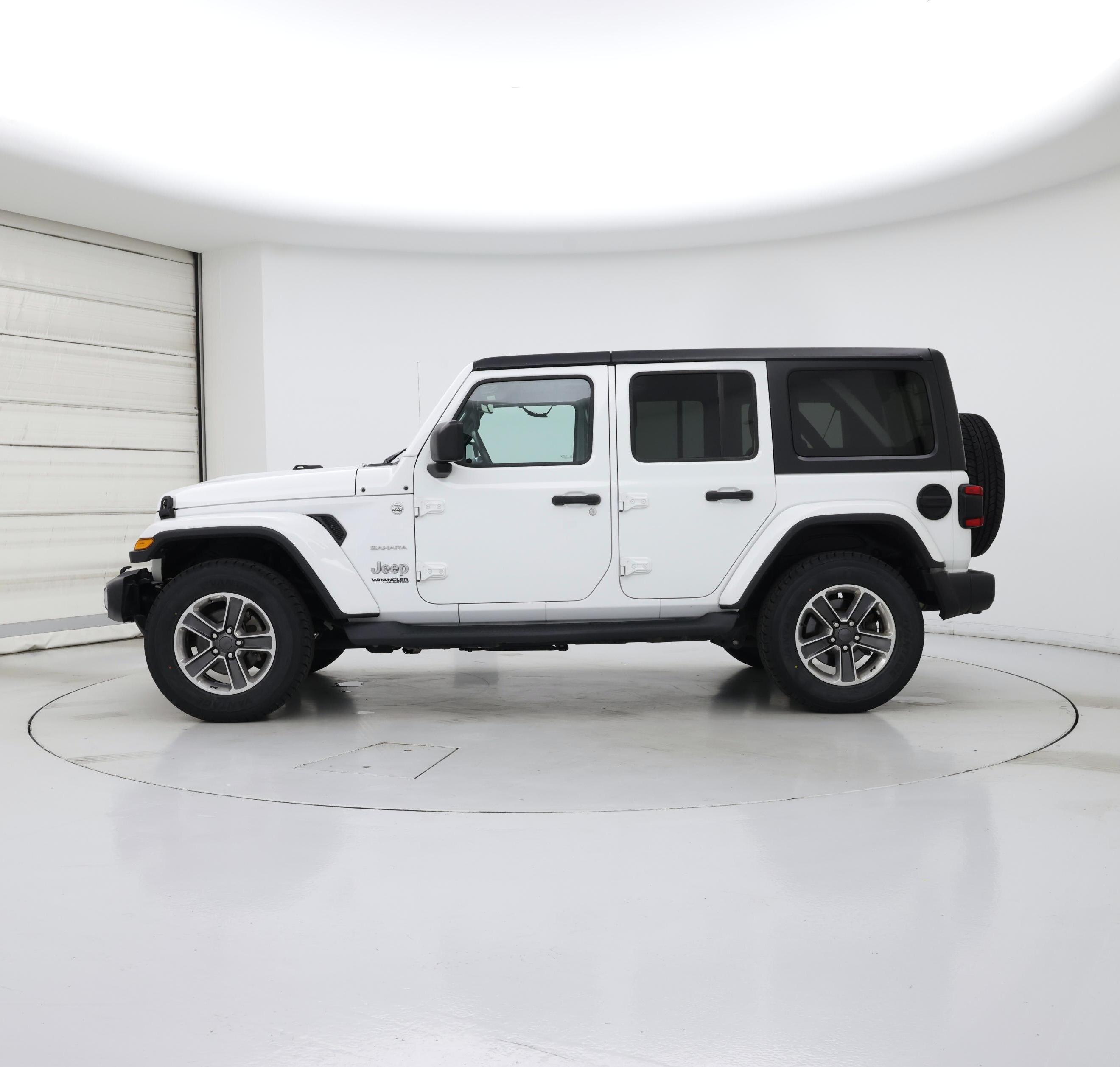 Thumbnail: 2018 Jeep Wrangler - 3