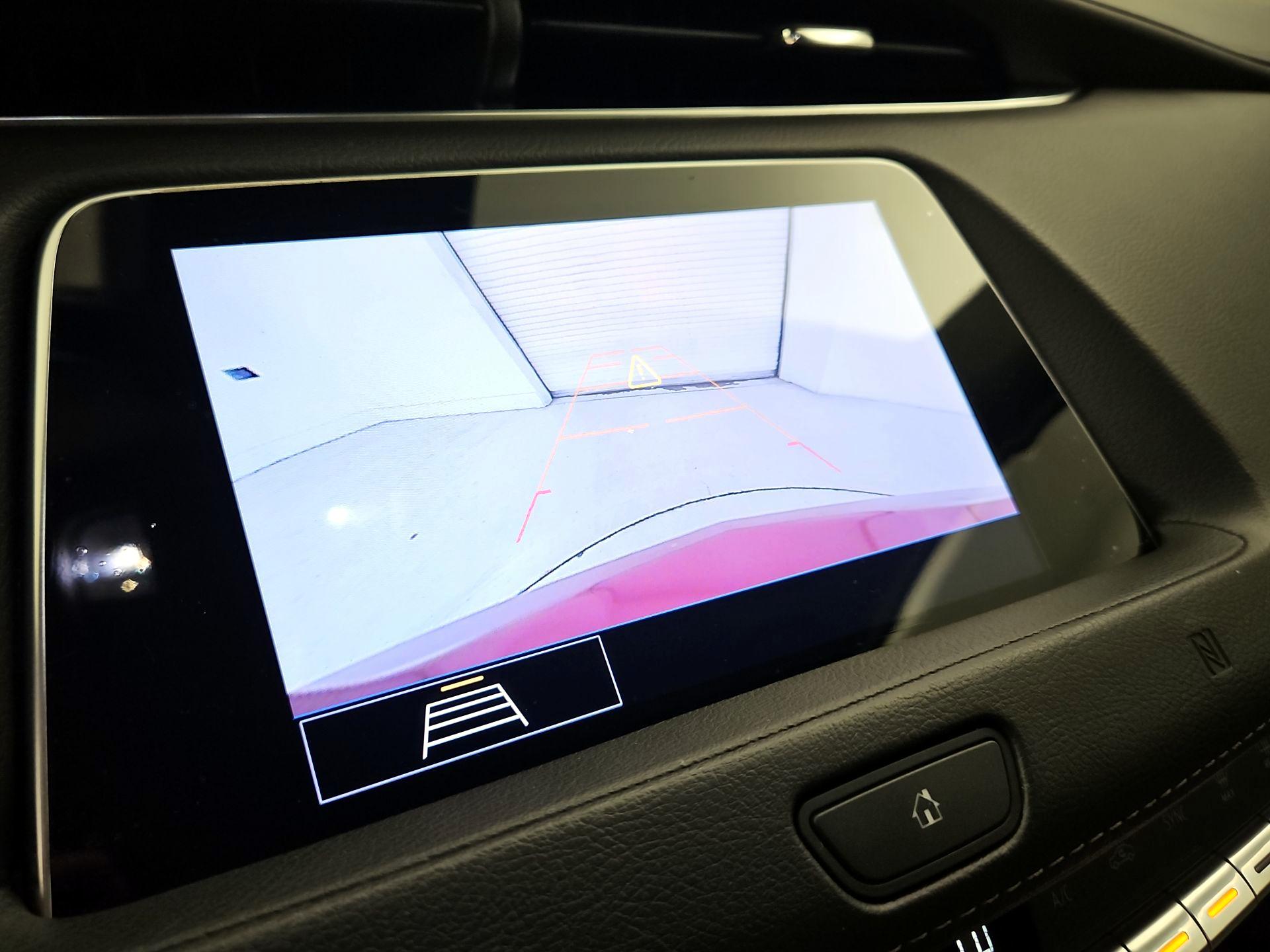 Thumbnail: 2020 Cadillac XT4 - 15