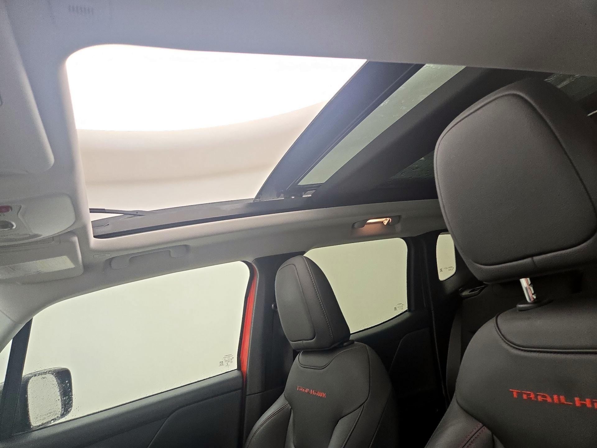 Thumbnail: 2021 Jeep Renegade - 20