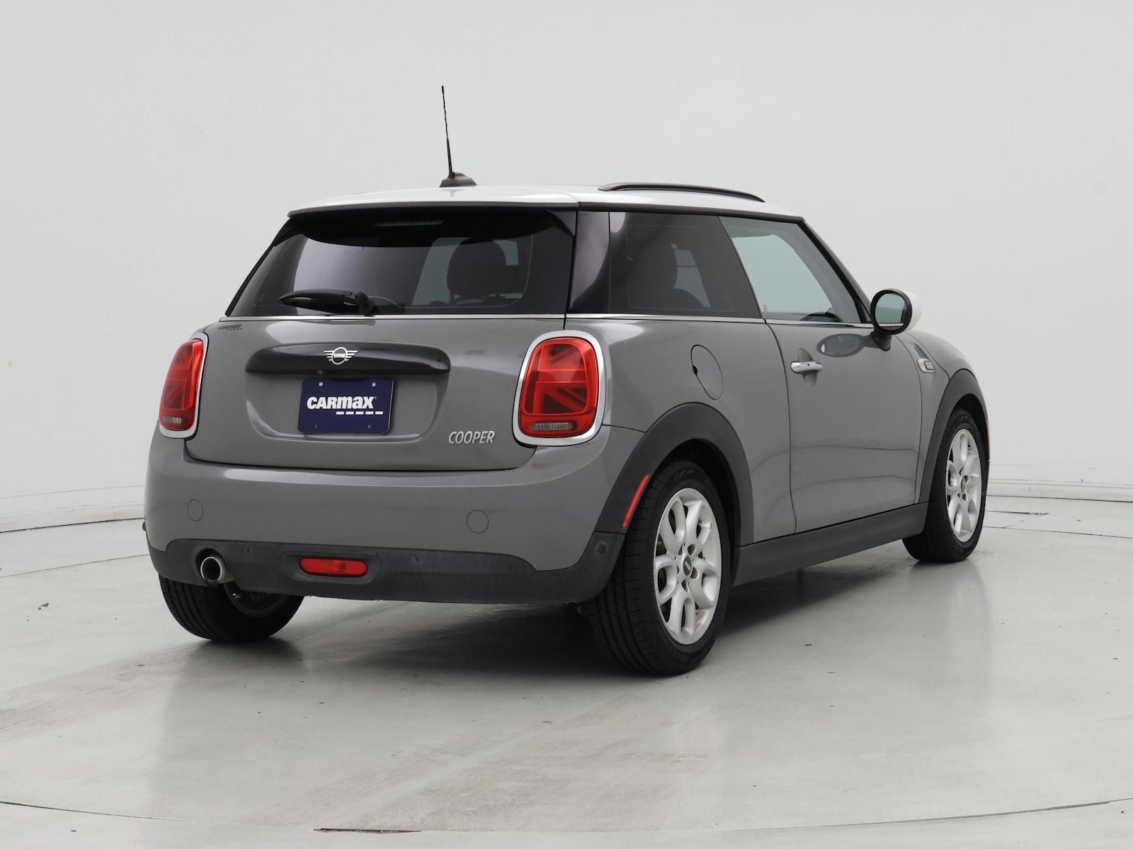 2020 MINI Hardtop 2 Door - Photo 9