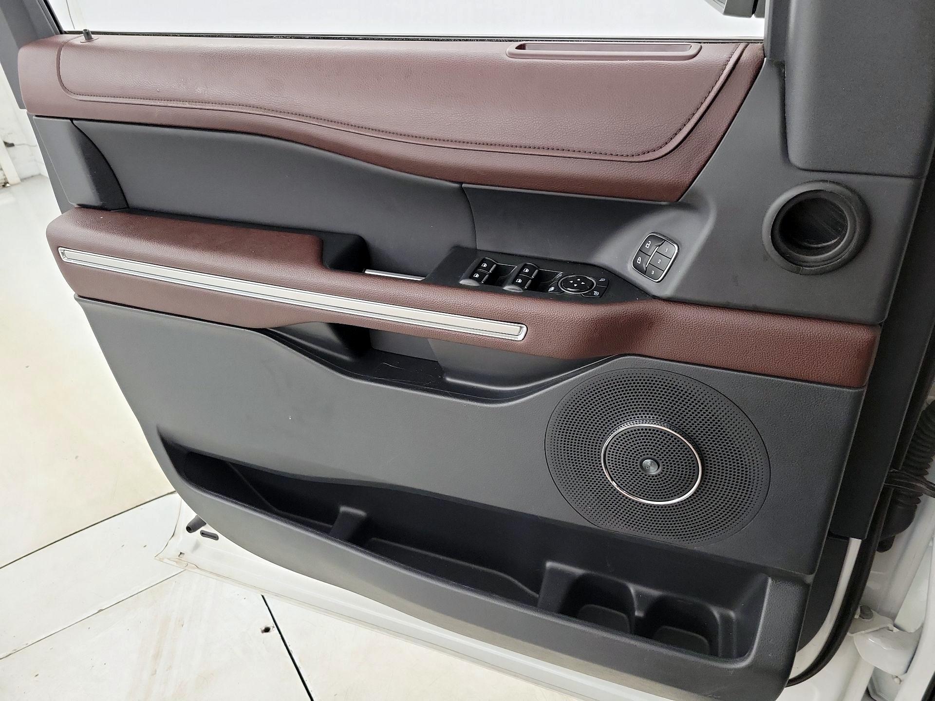 Thumbnail: 2024 Ford Expedition - 12