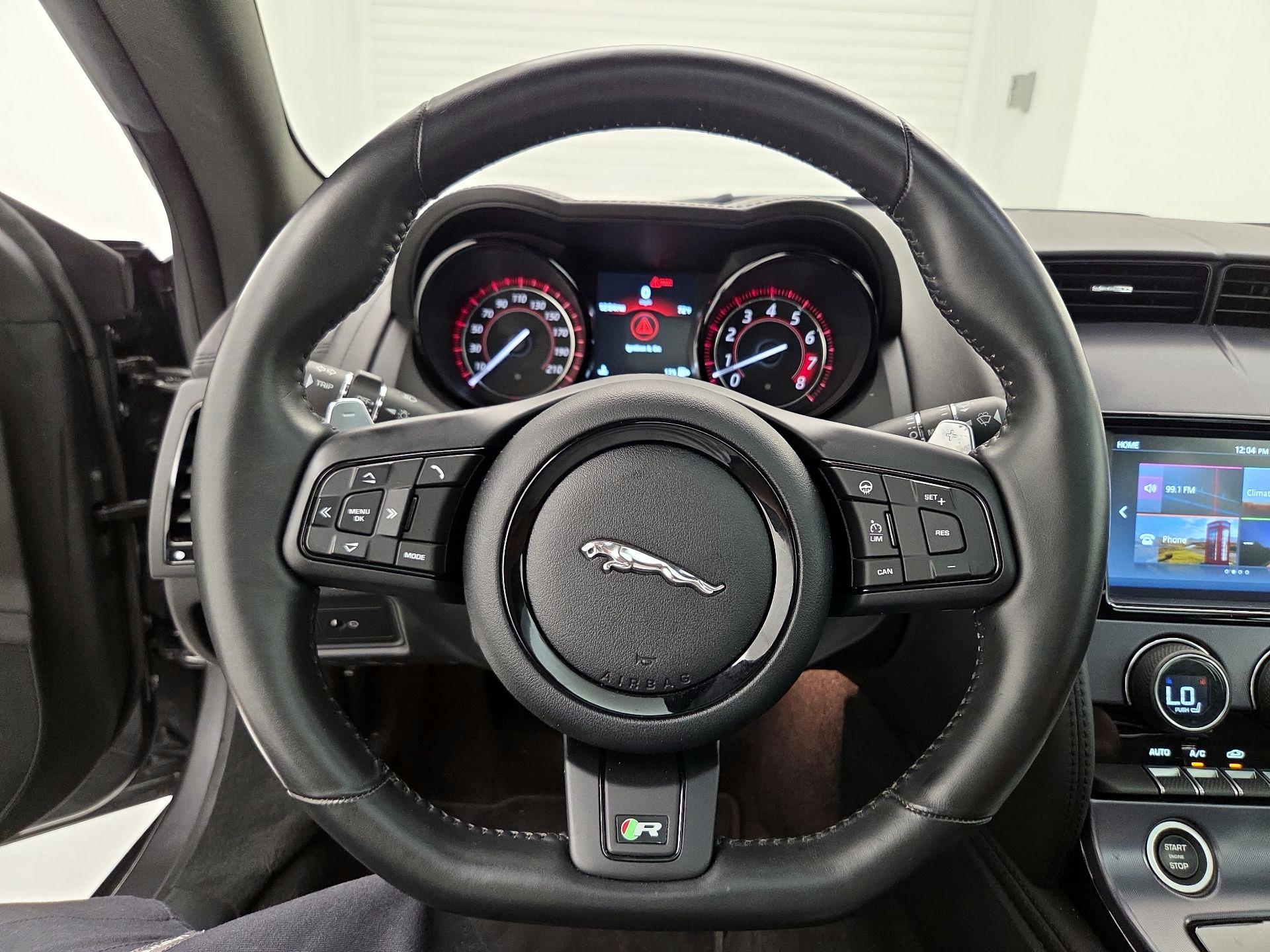 Thumbnail: 2018 Jaguar F-Type - 10