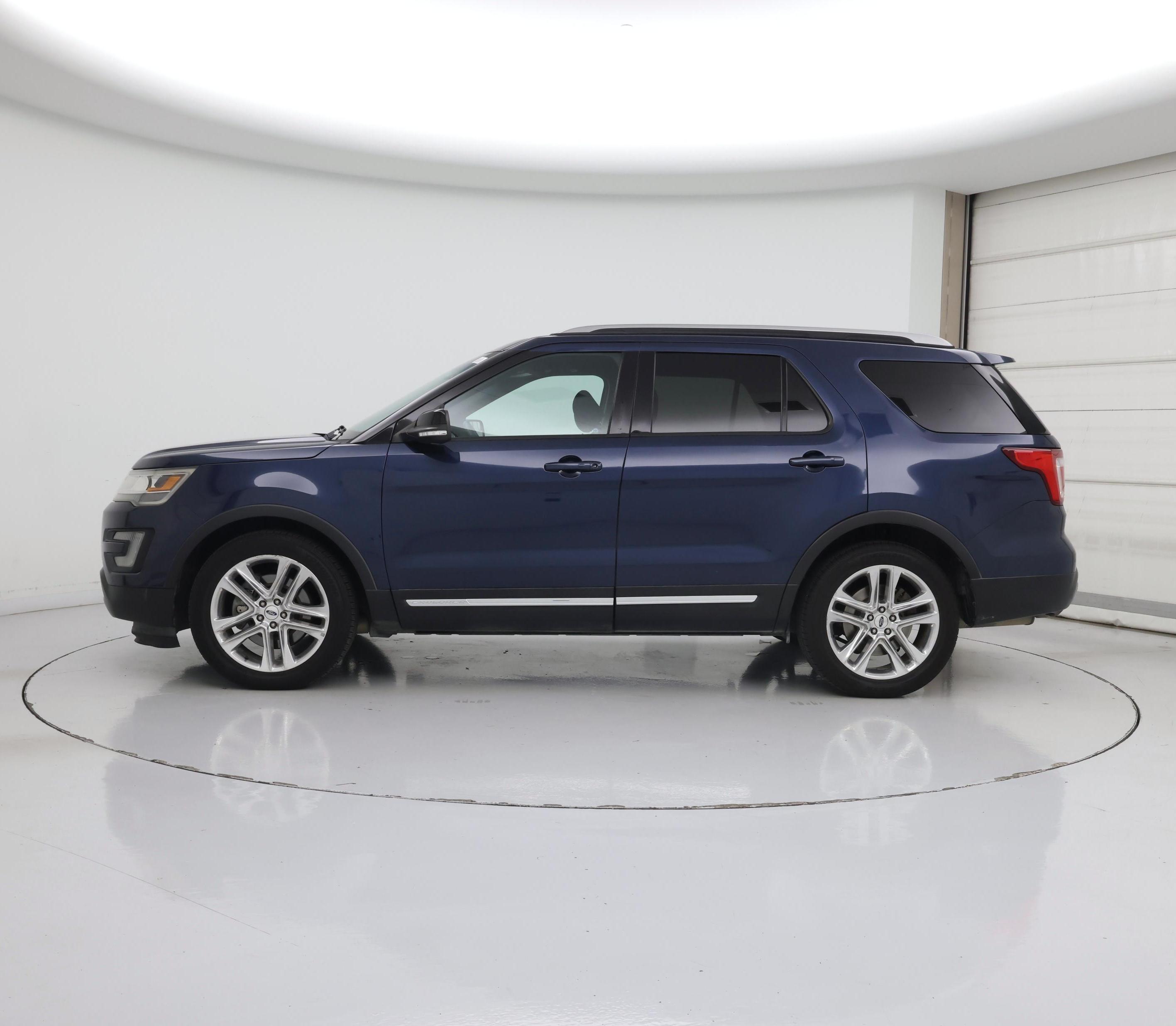 Thumbnail: 2016 Ford Explorer - 3
