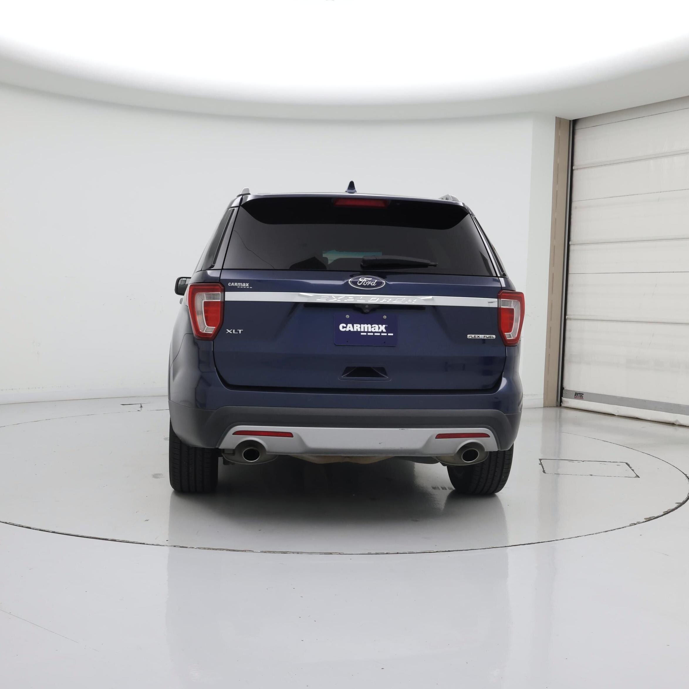 Thumbnail: 2016 Ford Explorer - 6