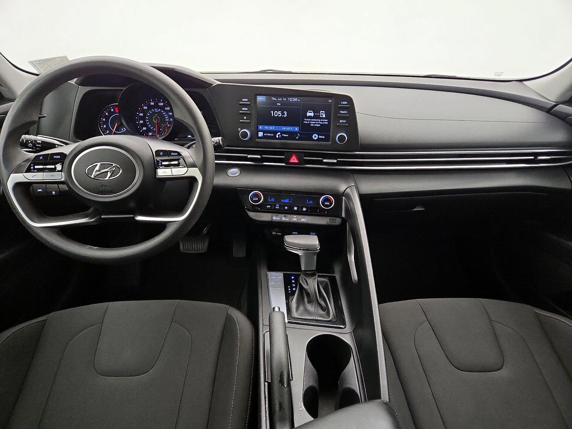 Thumbnail: 2022 Hyundai Elantra - 9