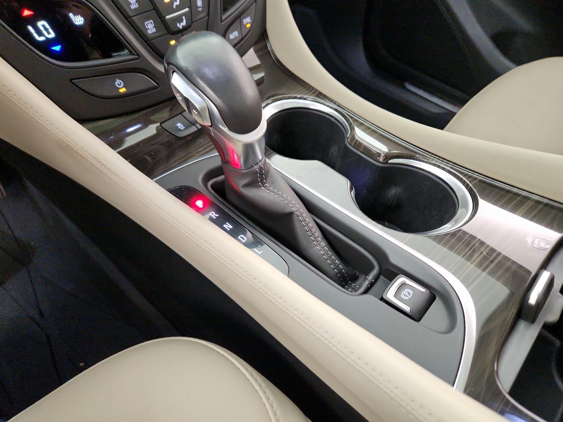 Thumbnail: 2019 Buick Envision - 18