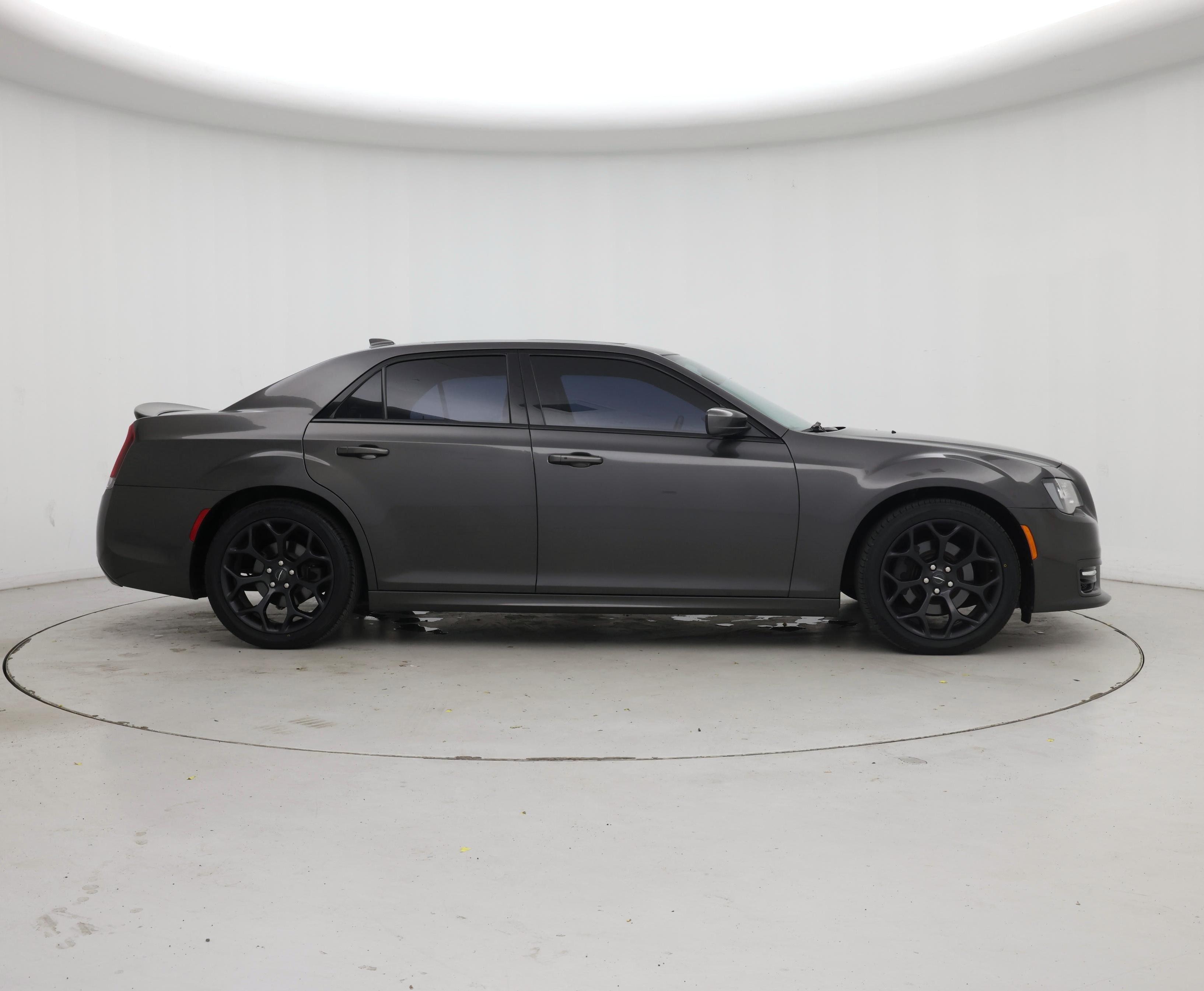 Thumbnail: 2020 Chrysler 300 - 7