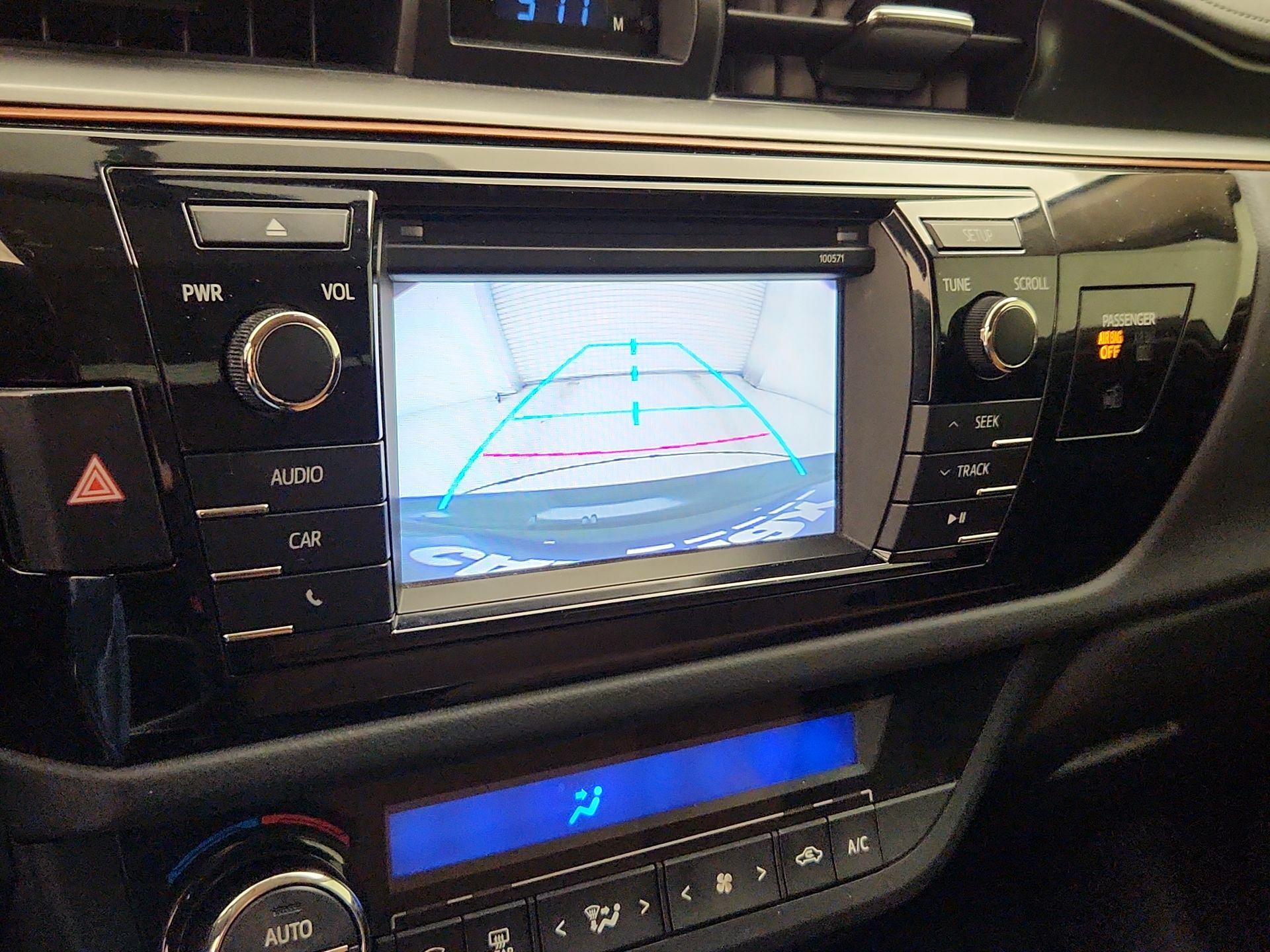Thumbnail: 2016 Toyota Corolla - 14
