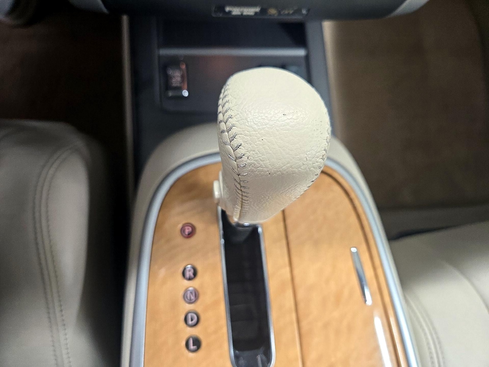 2014 Nissan Murano CrossCabriolet Base - Photo 19