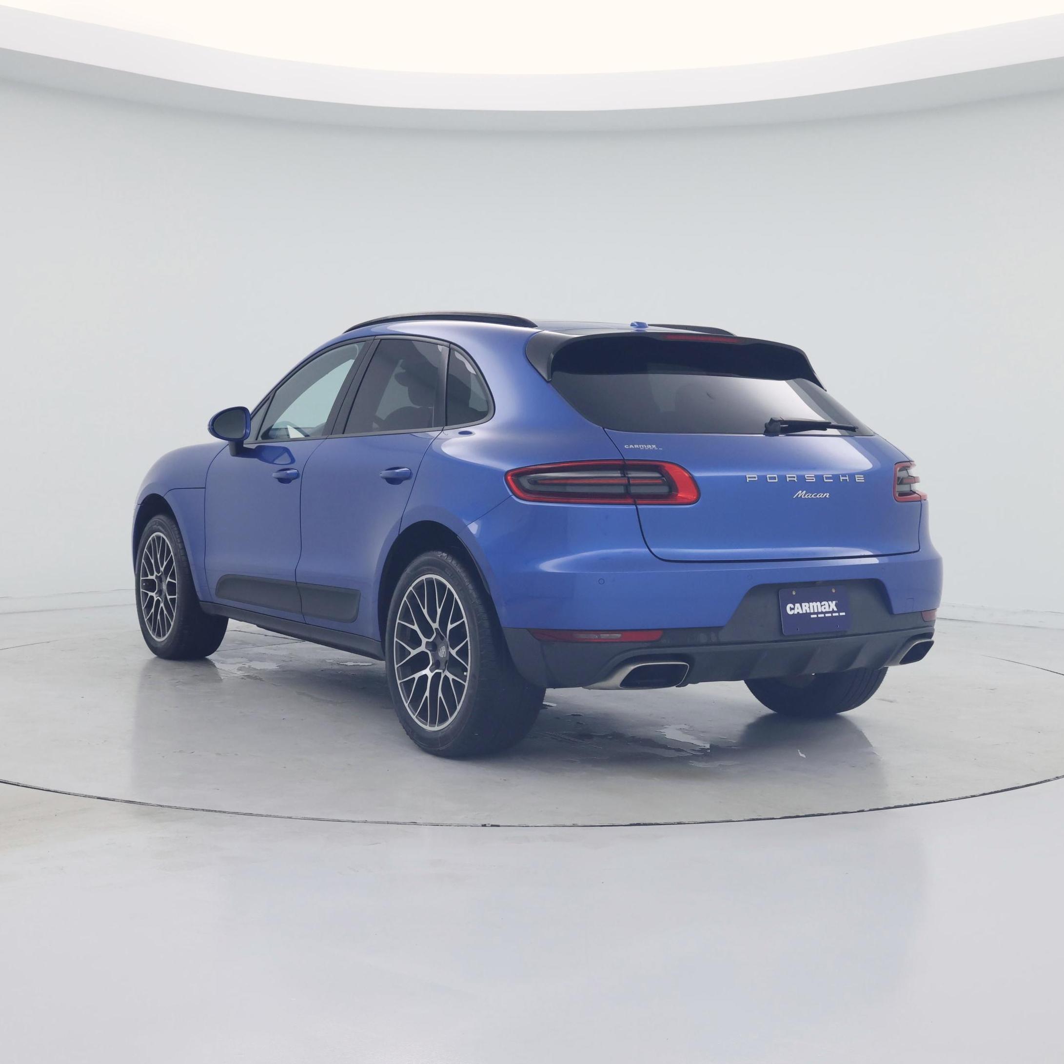 Thumbnail: 2017 Porsche Macan - 2