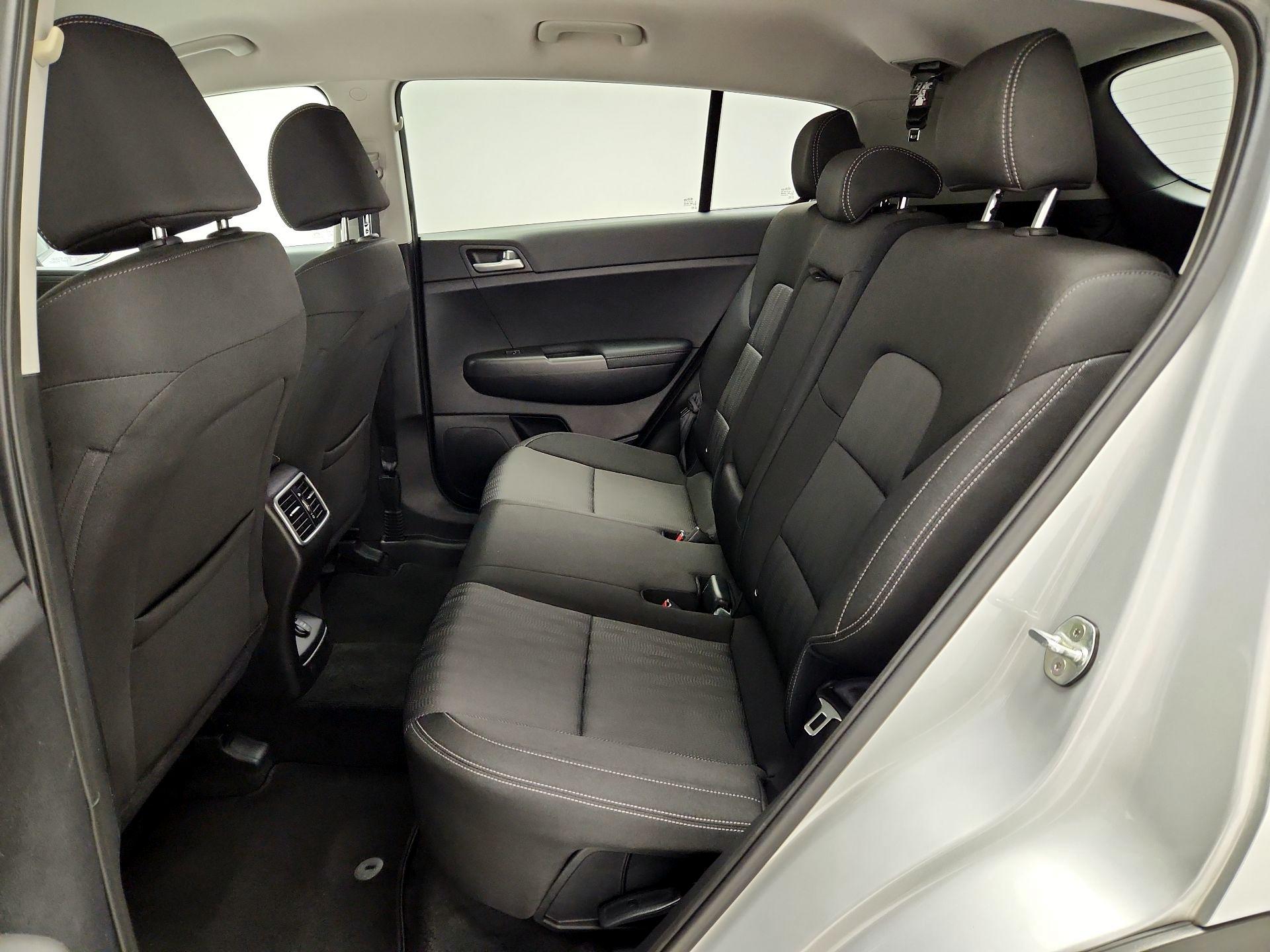 Thumbnail: 2020 Kia Sportage - 19
