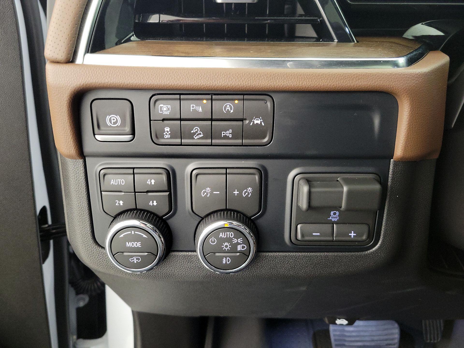 Thumbnail: 2026 Chevrolet Tahoe - 13