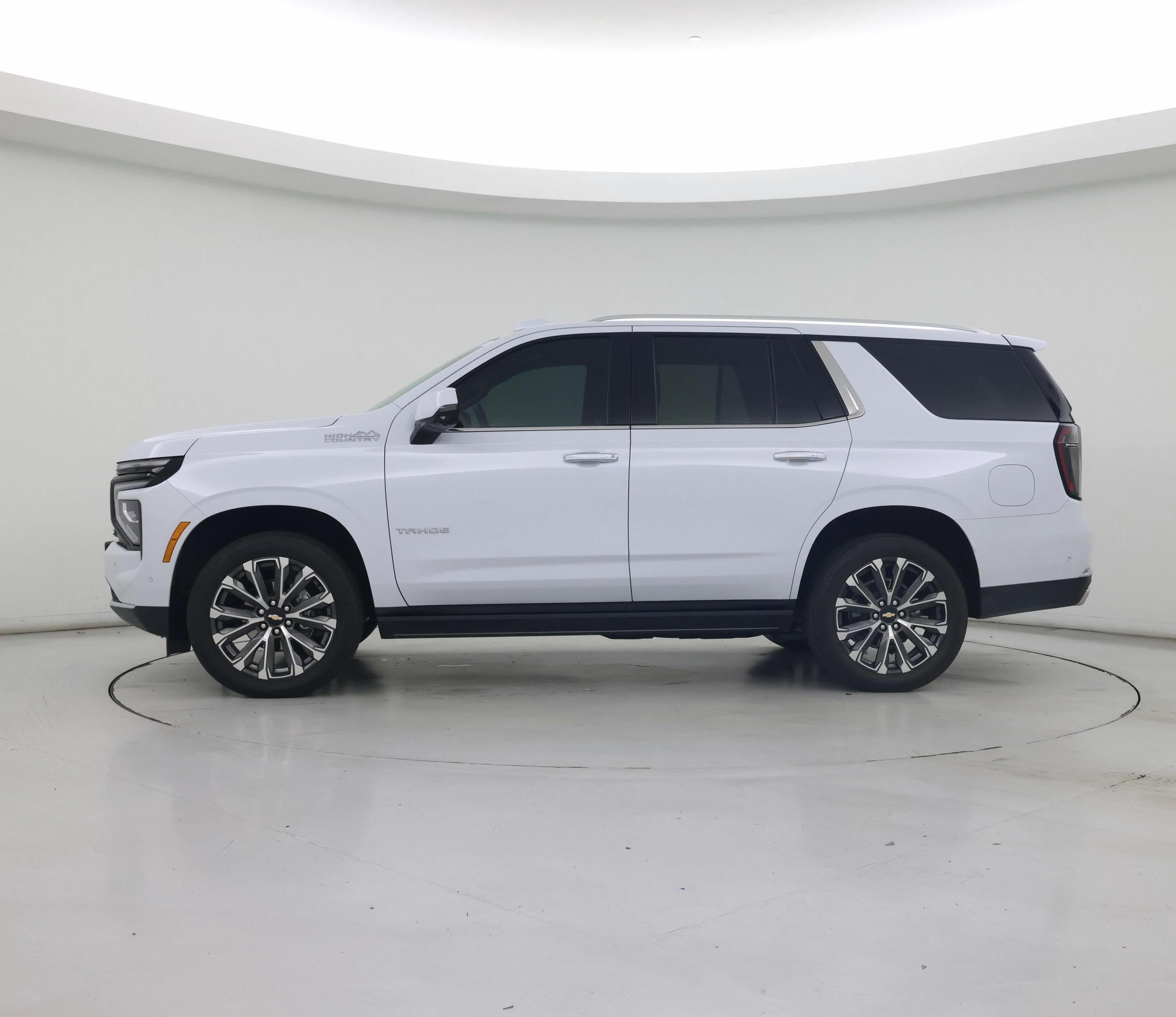 Thumbnail: 2026 Chevrolet Tahoe - 3