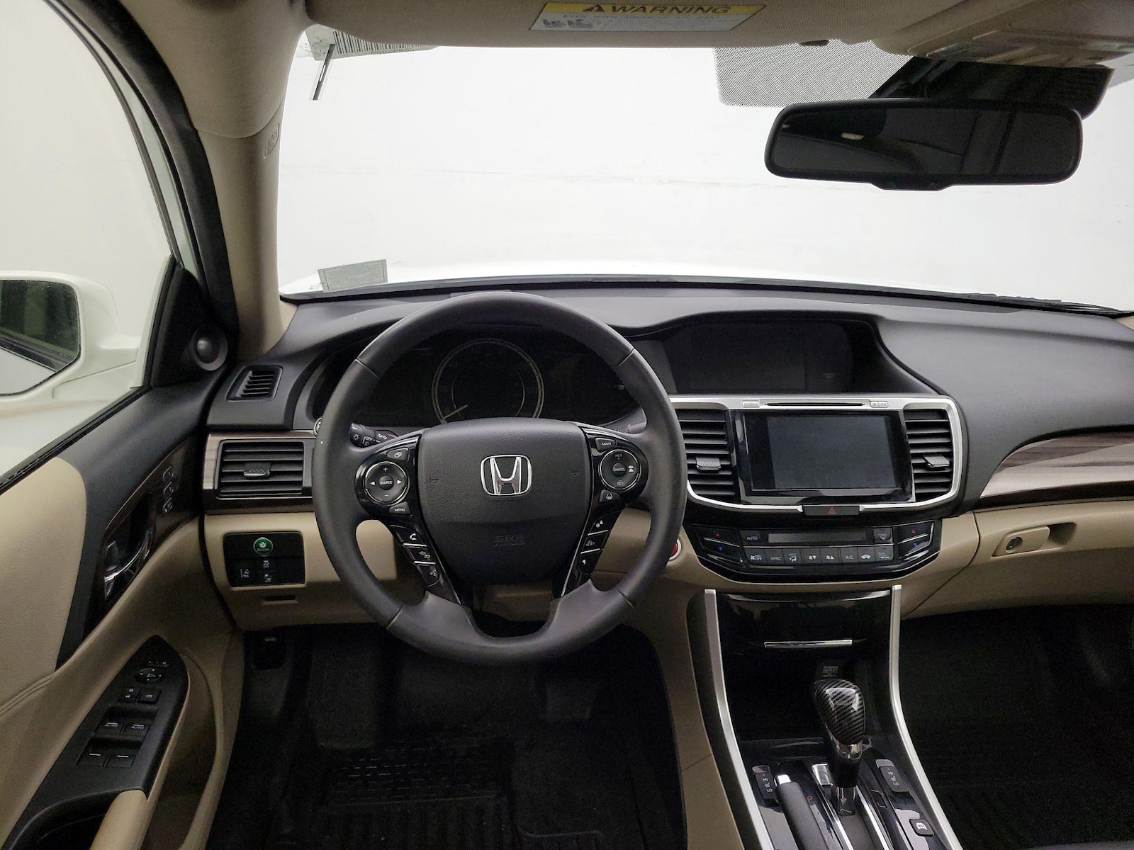 2017 Honda Accord Hybrid EX-L - Photo 11