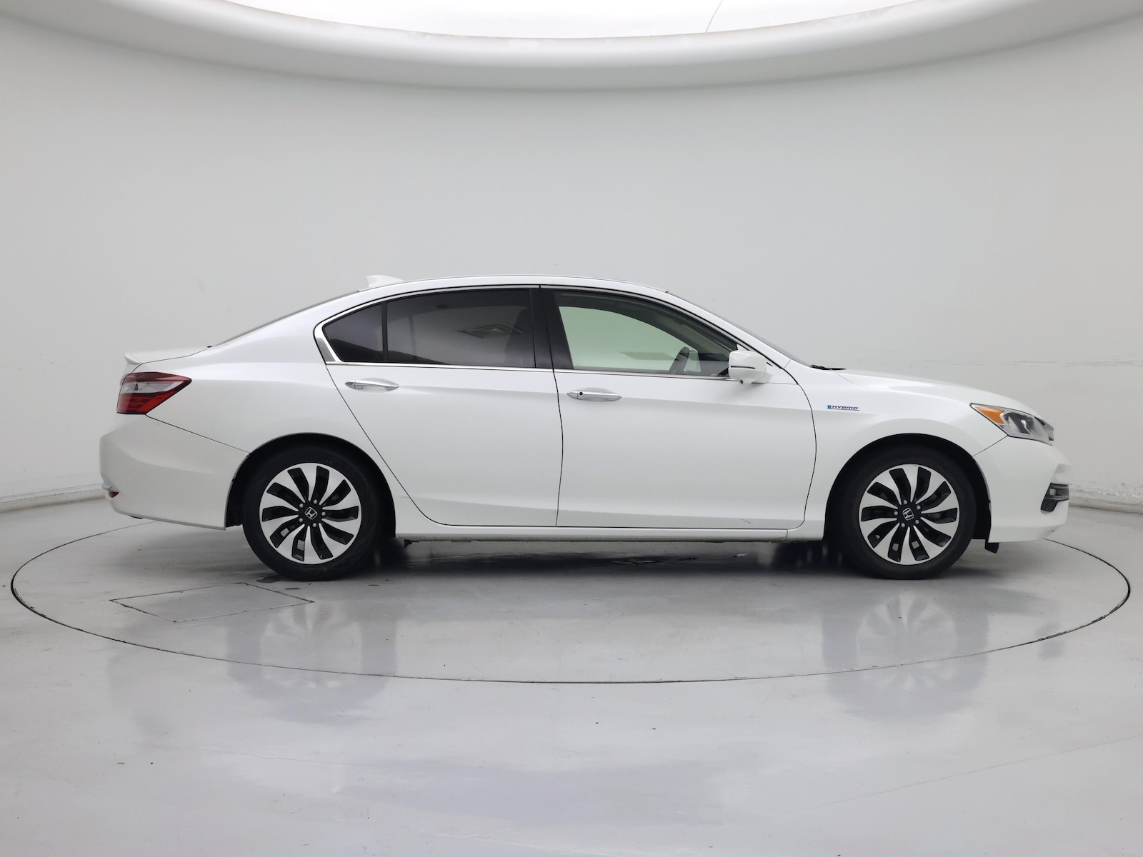 2017 Honda Accord Hybrid EX-L - Photo 8