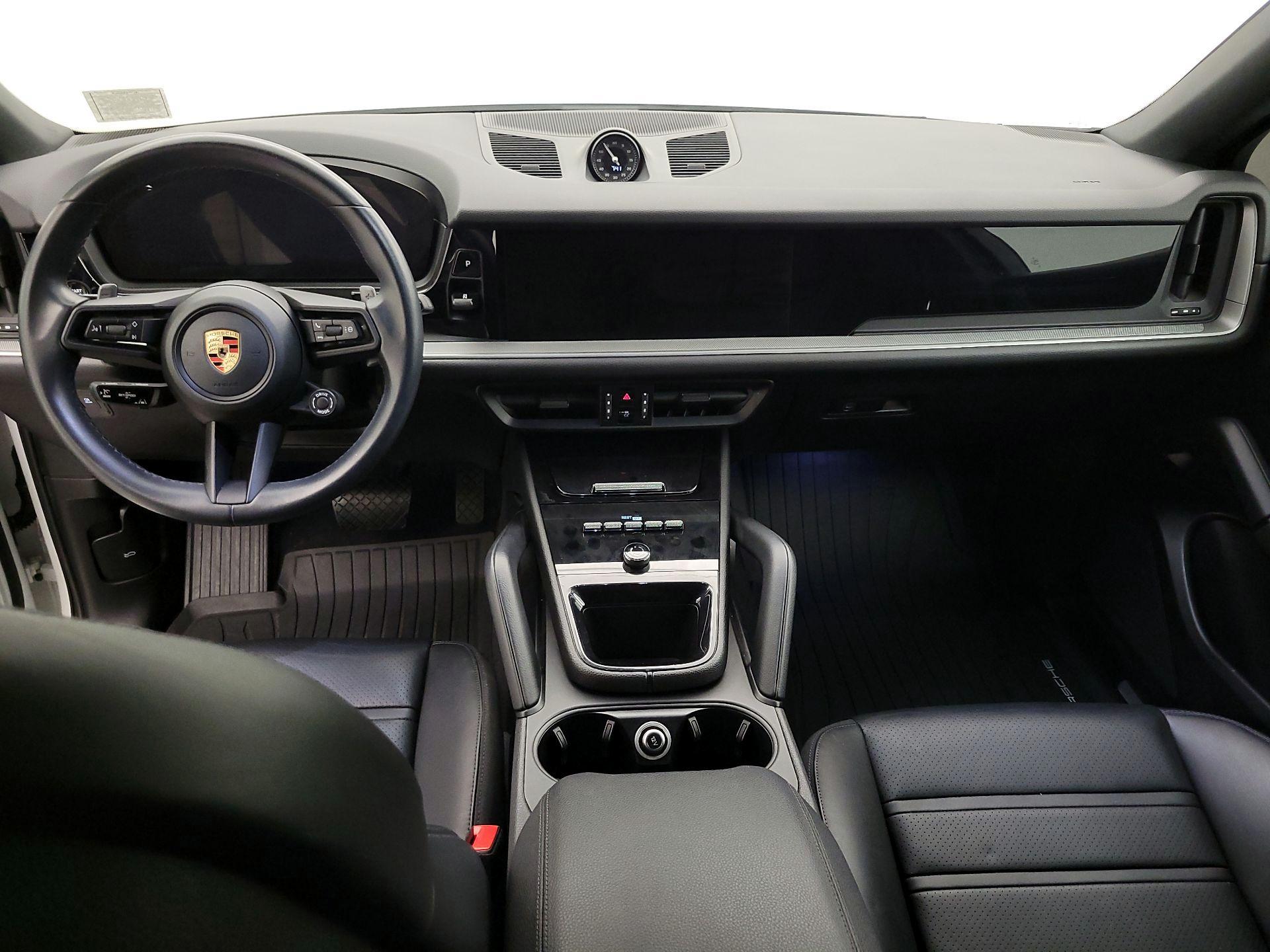 Thumbnail: 2024 Porsche Cayenne - 9