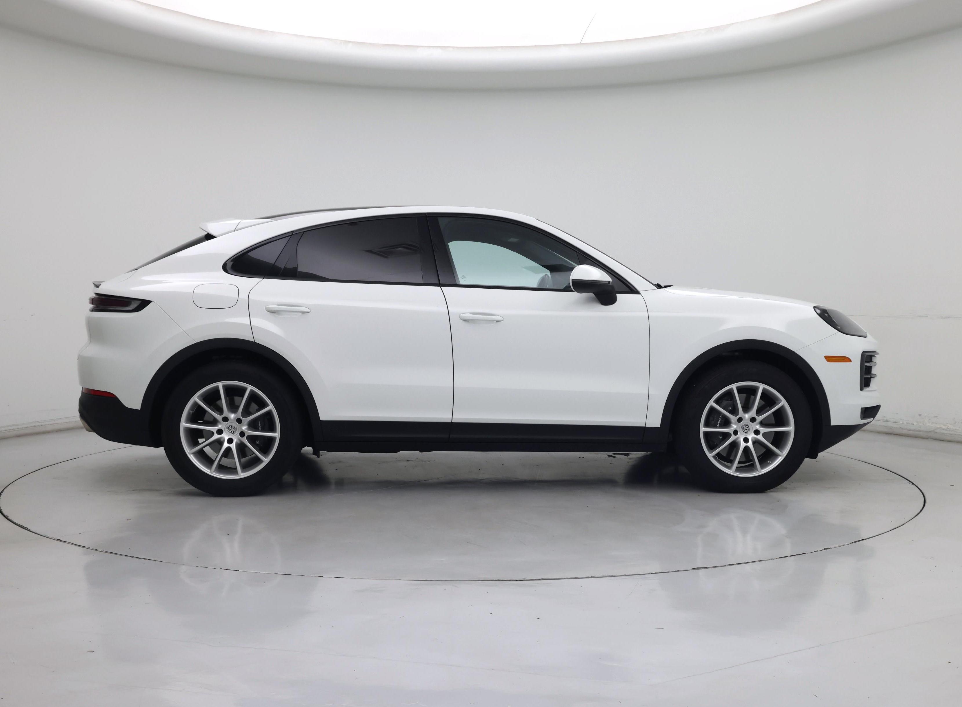 Thumbnail: 2024 Porsche Cayenne - 7