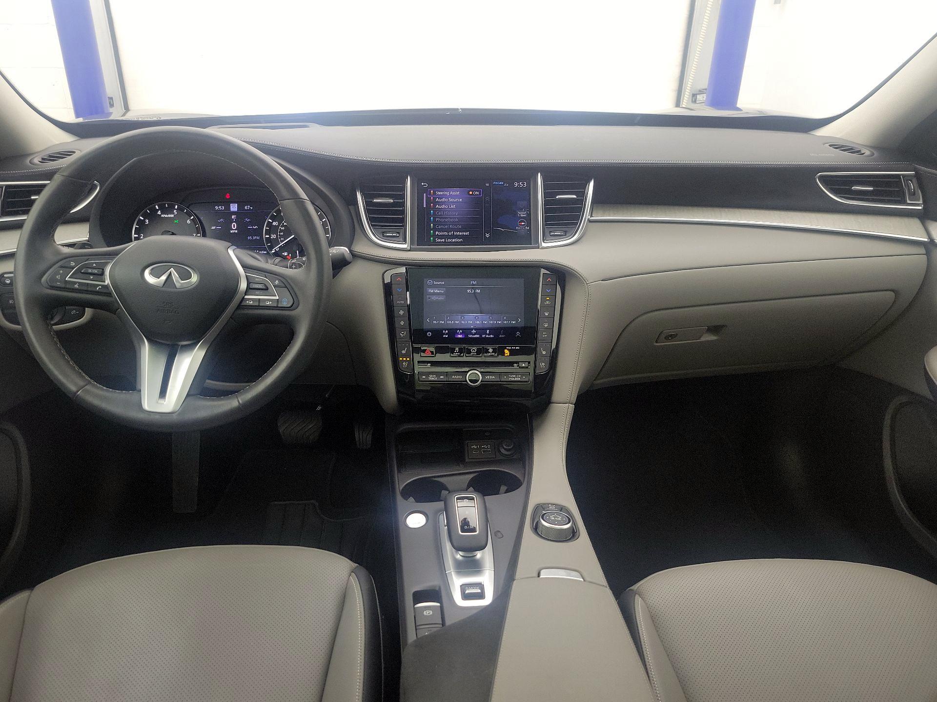 Thumbnail: 2024 INFINITI QX50 - 9