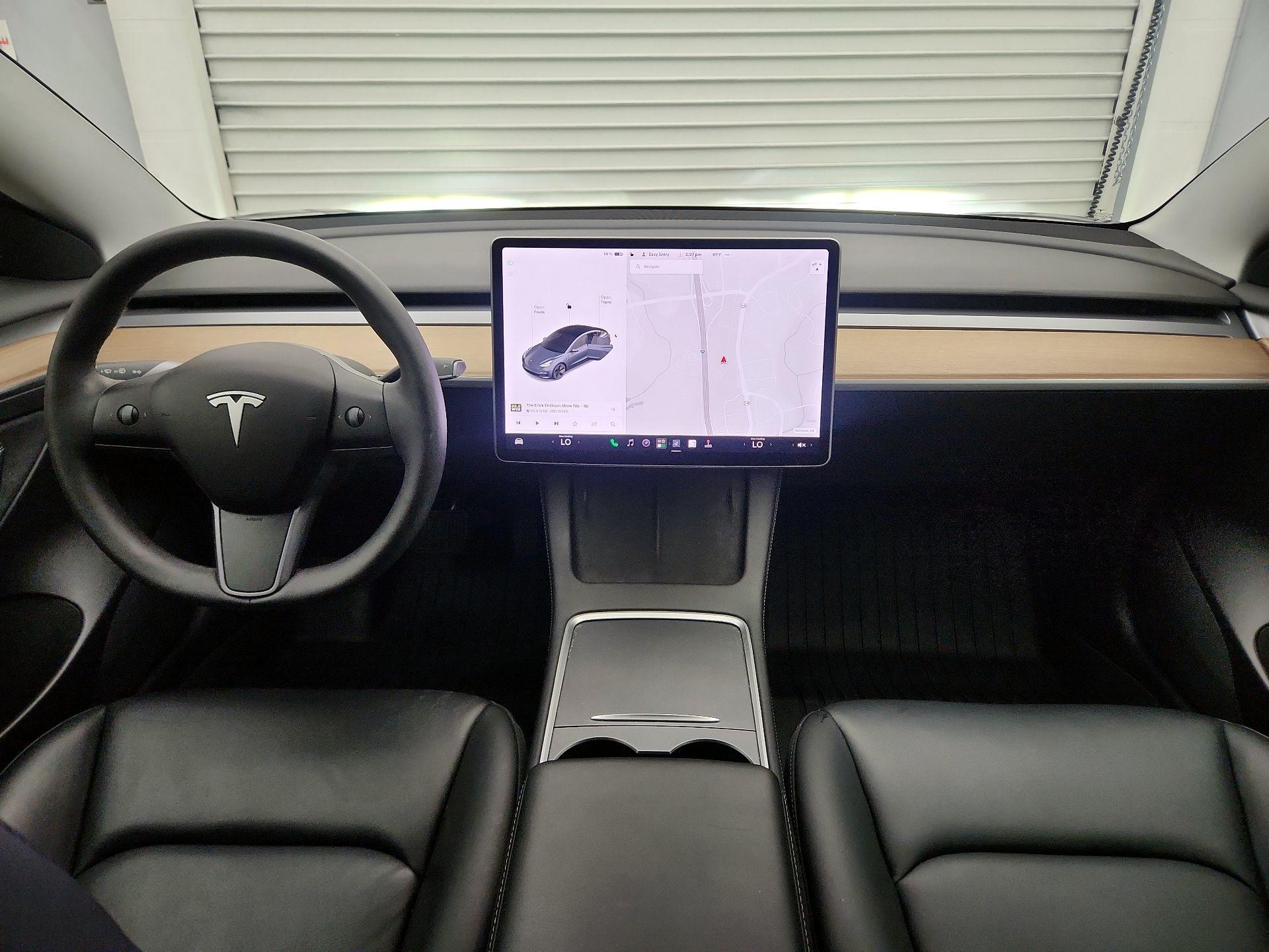 Thumbnail: 2021 Tesla Model 3 - 9