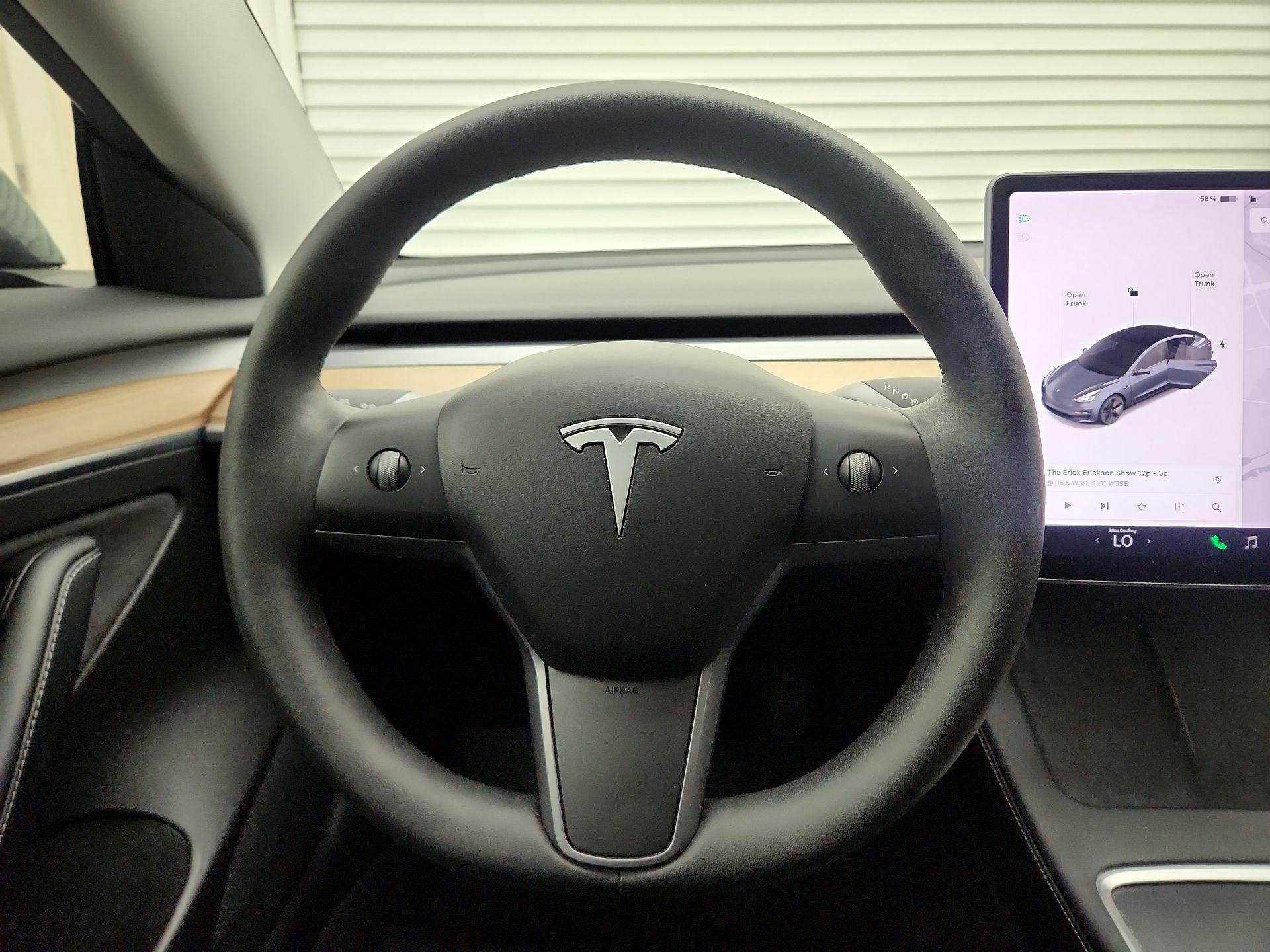 Thumbnail: 2021 Tesla Model 3 - 10