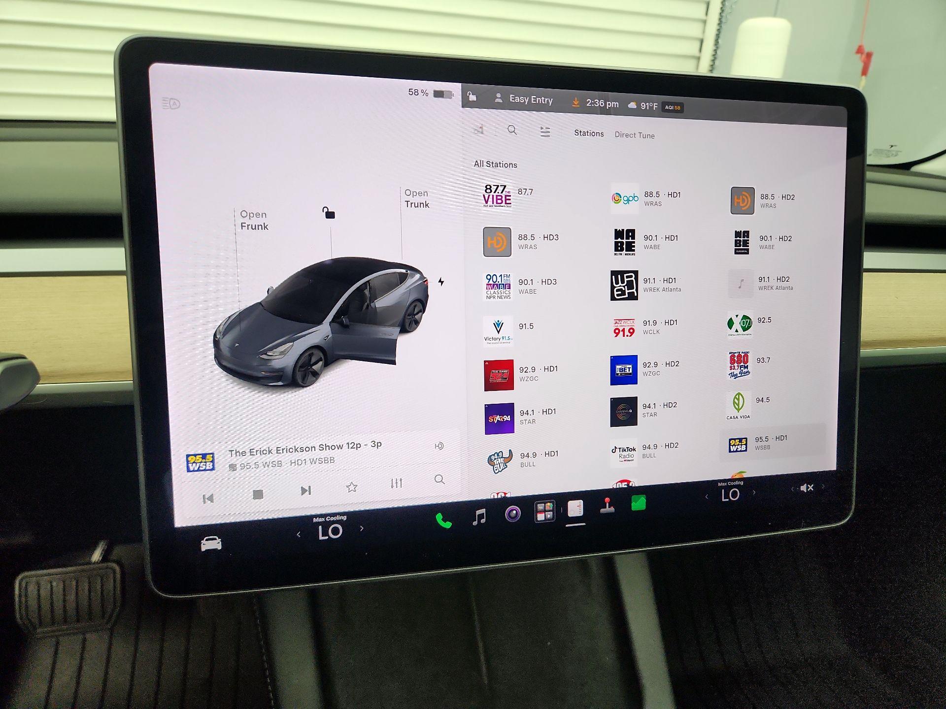 Thumbnail: 2021 Tesla Model 3 - 15