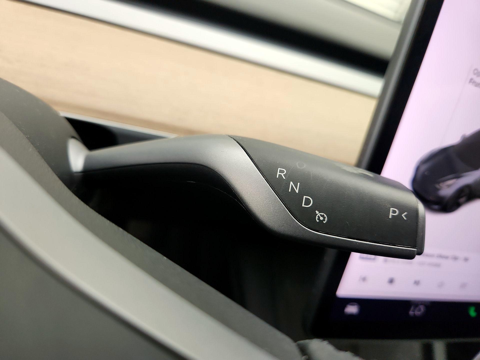 Thumbnail: 2021 Tesla Model 3 - 17