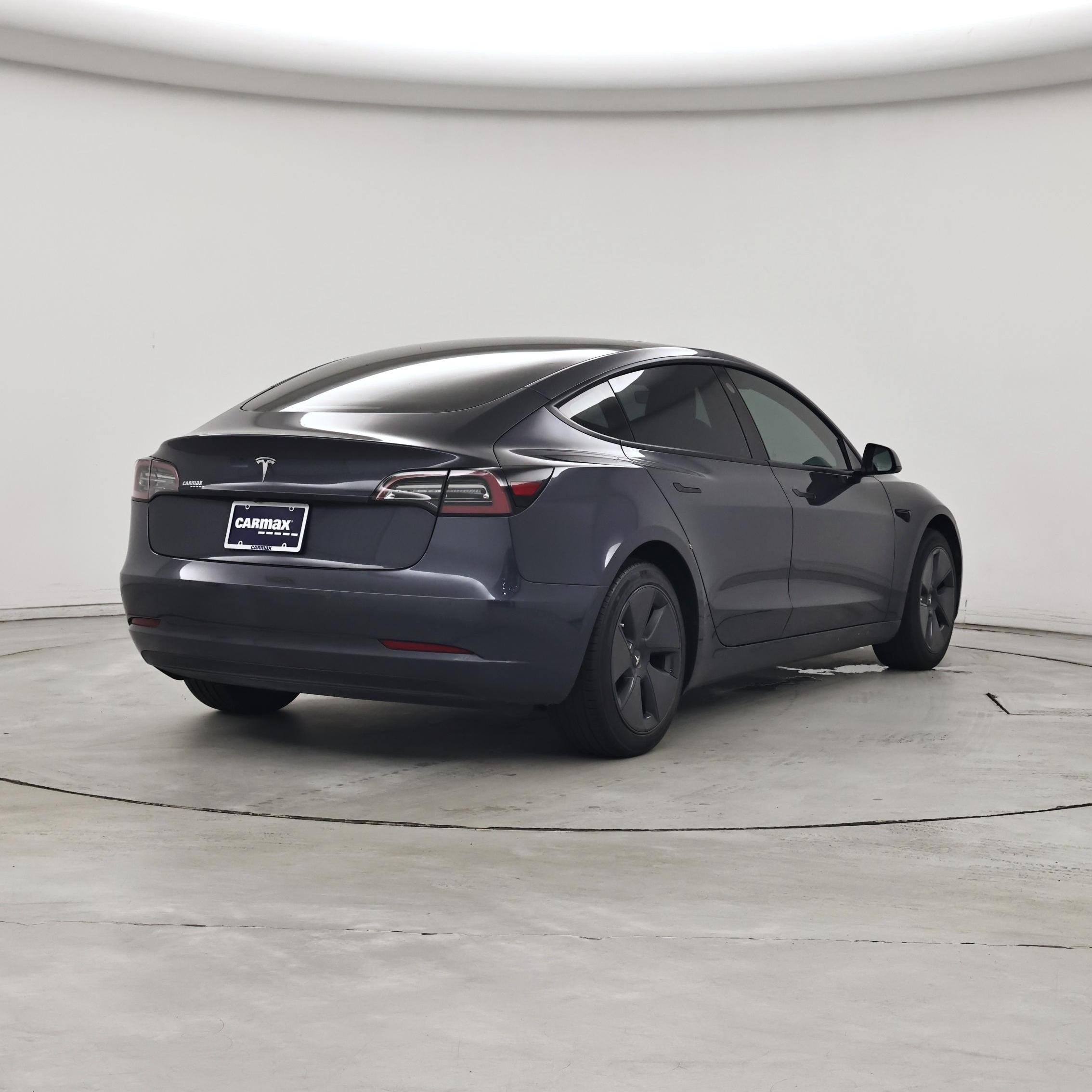 Thumbnail: 2021 Tesla Model 3 - 8