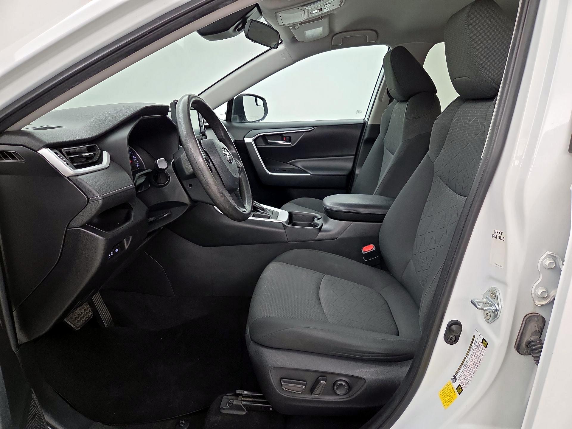 Thumbnail: 2021 Toyota RAV4 - 11
