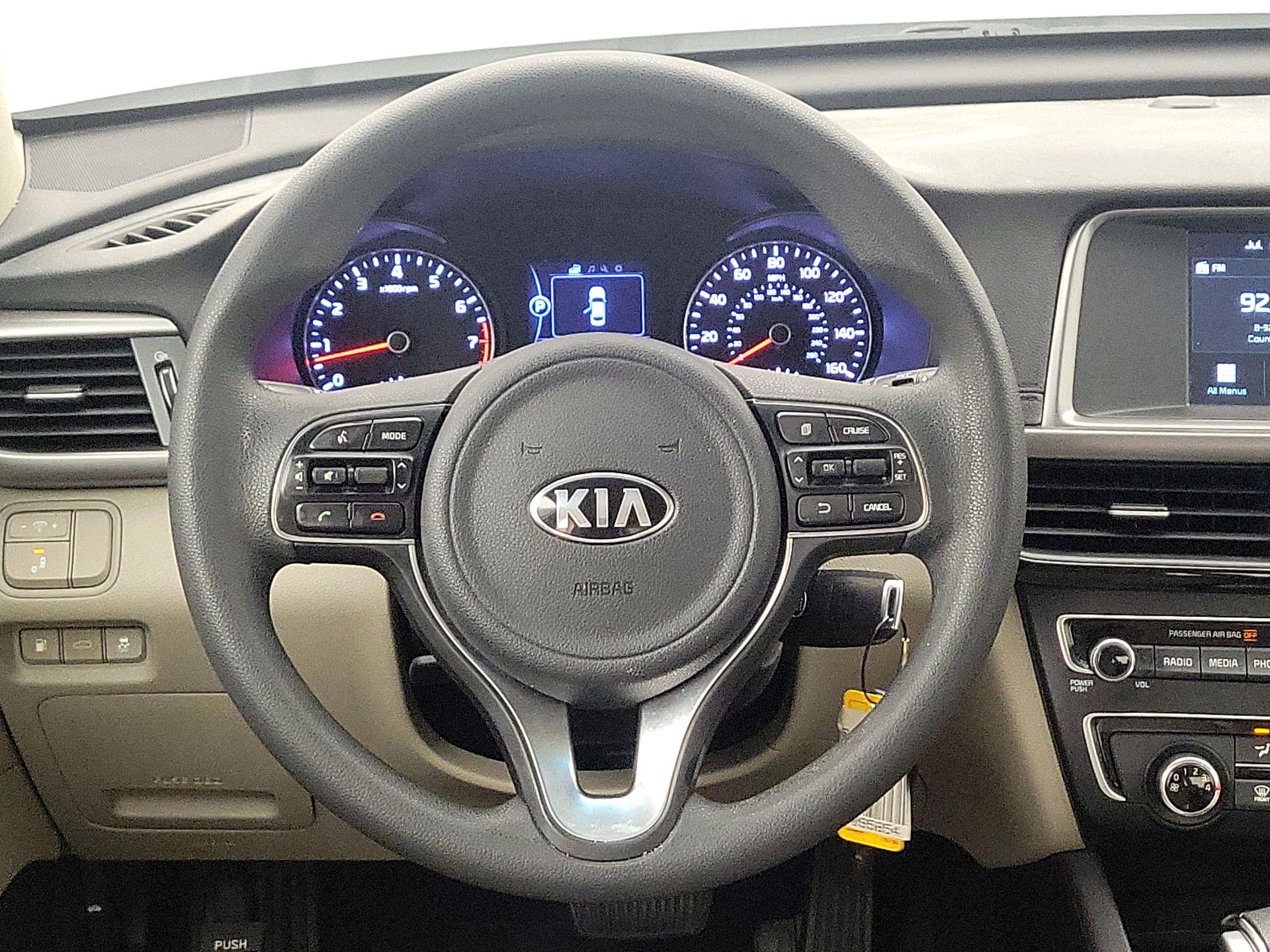 Thumbnail: 2018 Kia Optima - 10