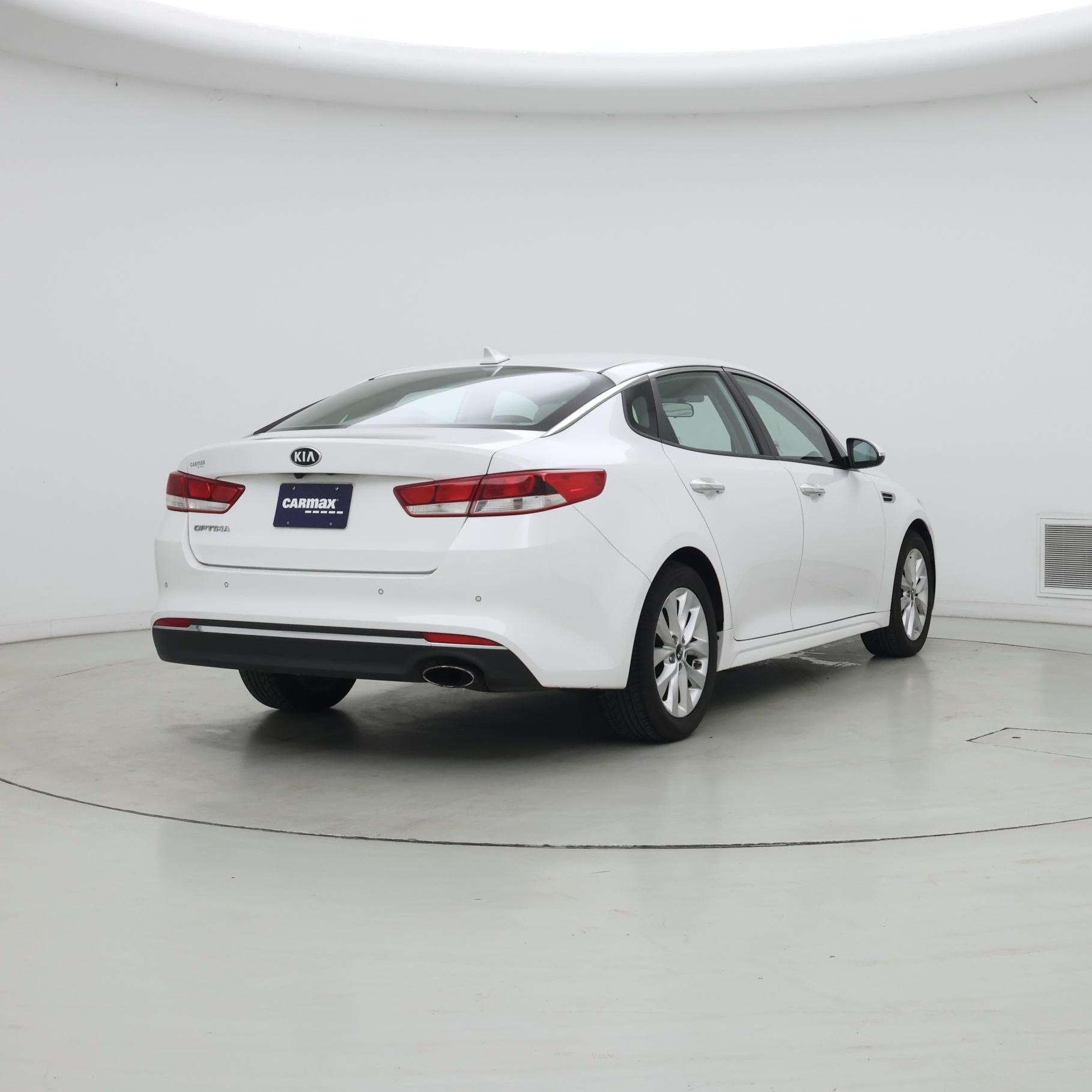 Thumbnail: 2018 Kia Optima - 8