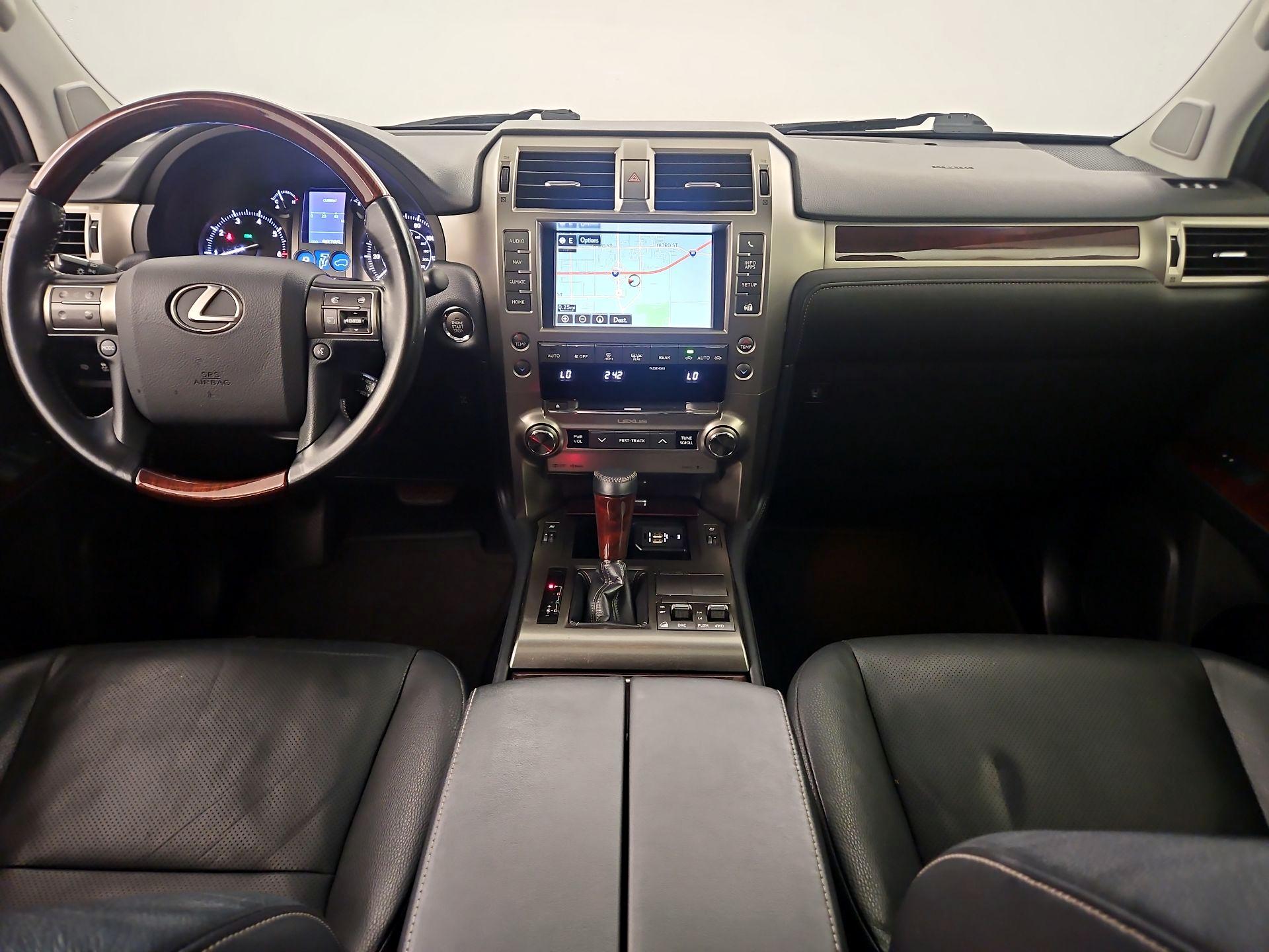Thumbnail: 2016 Lexus GX - 8