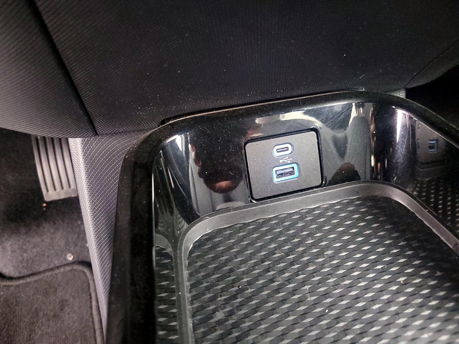 2022 Ford Mustang Mach-E Select AWD - Photo 20