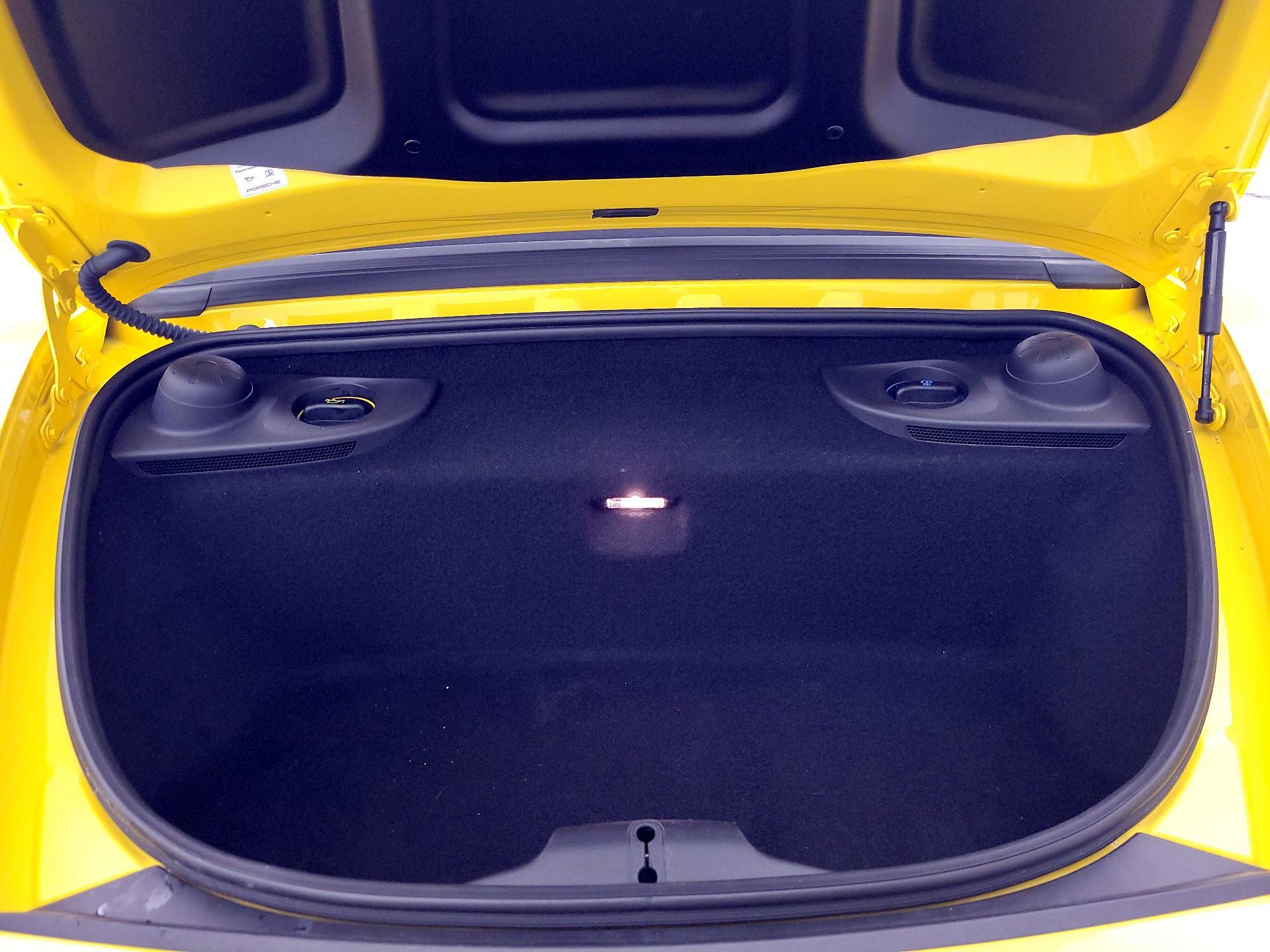 Thumbnail: 2018 Porsche 718 Boxster - 17