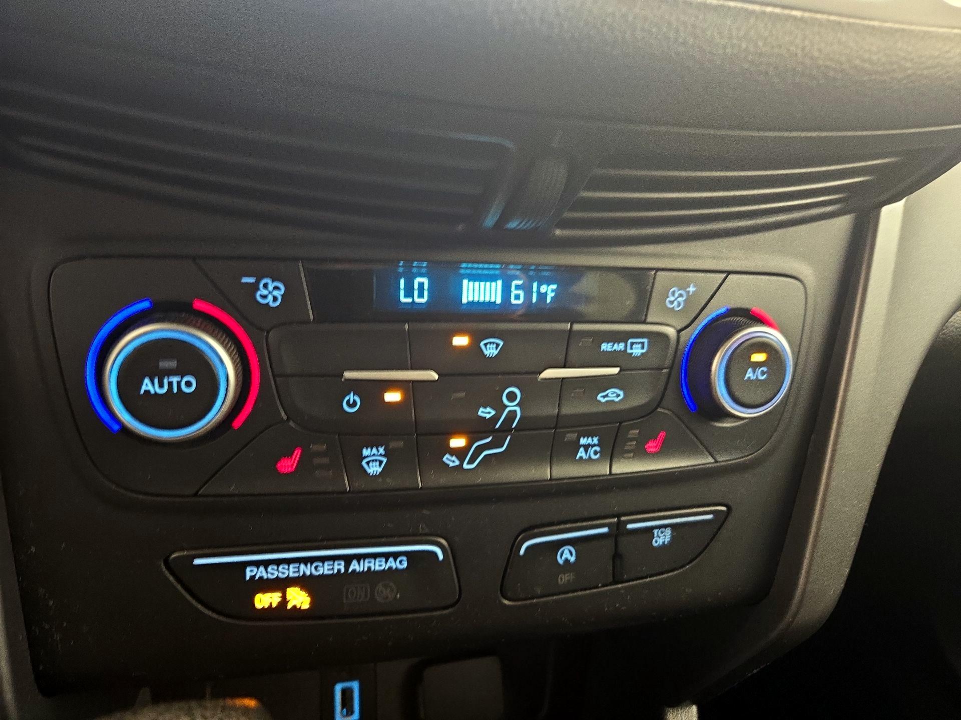 Thumbnail: 2019 Ford Escape - 15