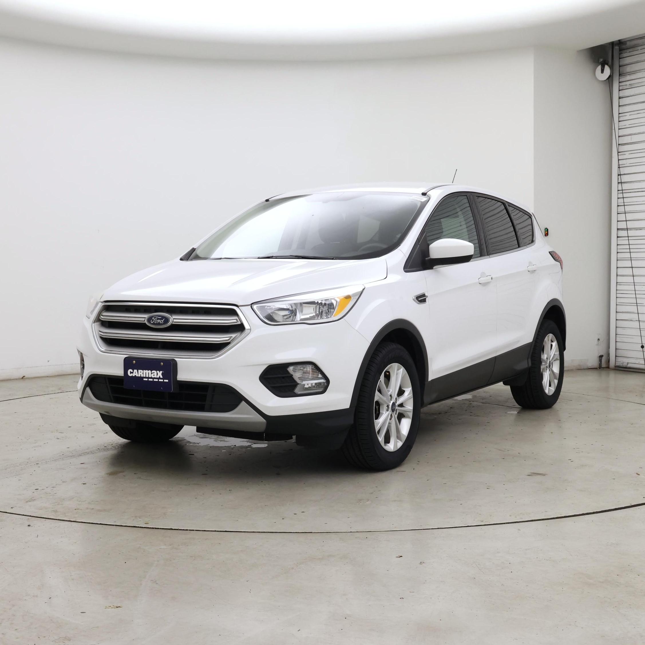 Thumbnail: 2019 Ford Escape - 4