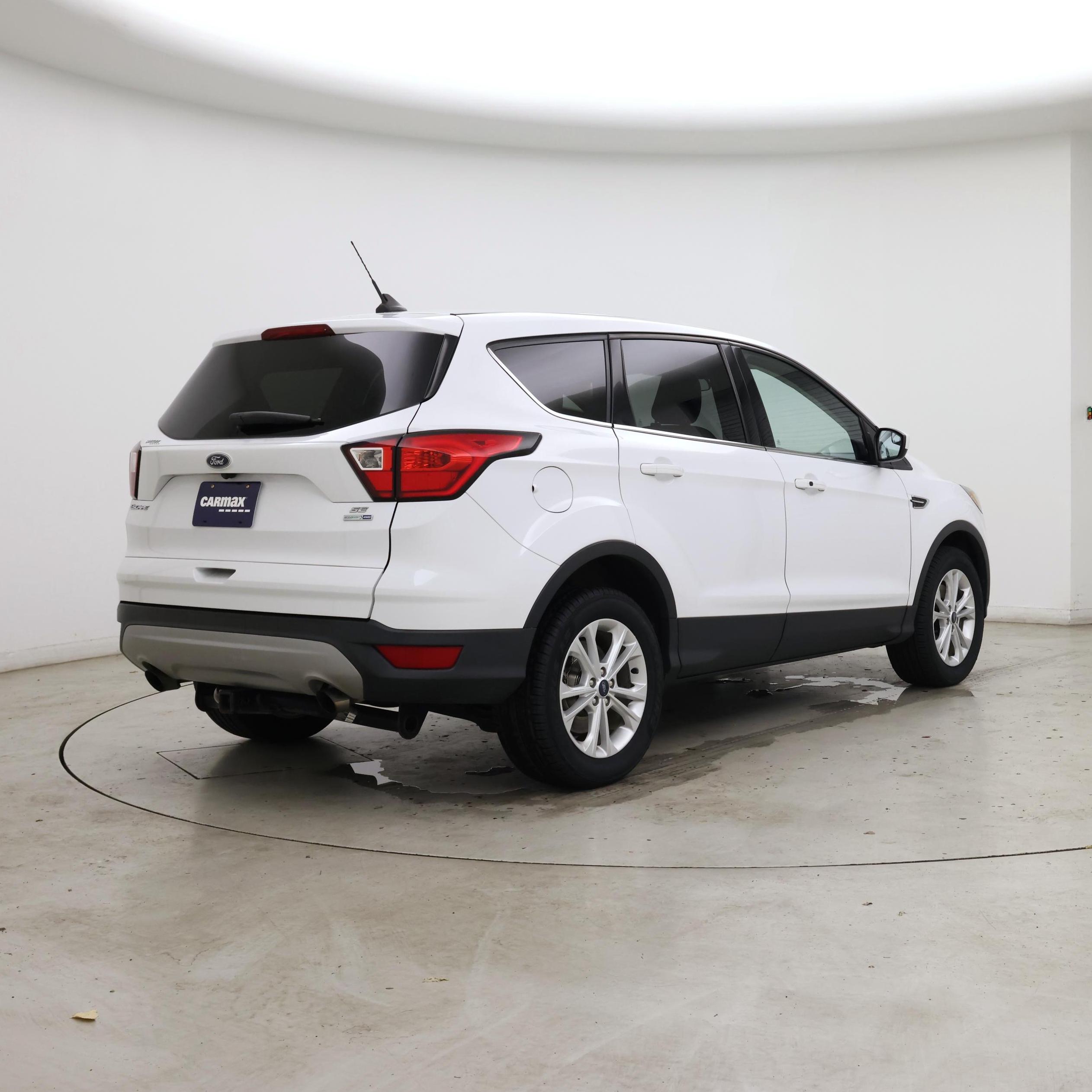 Thumbnail: 2019 Ford Escape - 8