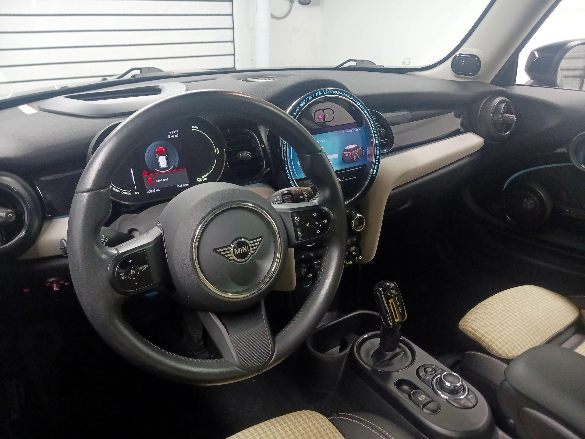 Thumbnail: 2023 MINI Cooper Hardtop - 9