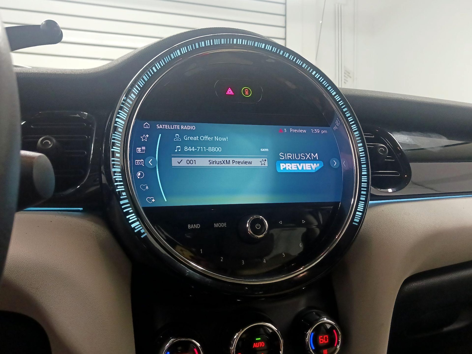 2023 MINI Hardtop 2 Door SE - Photo 15