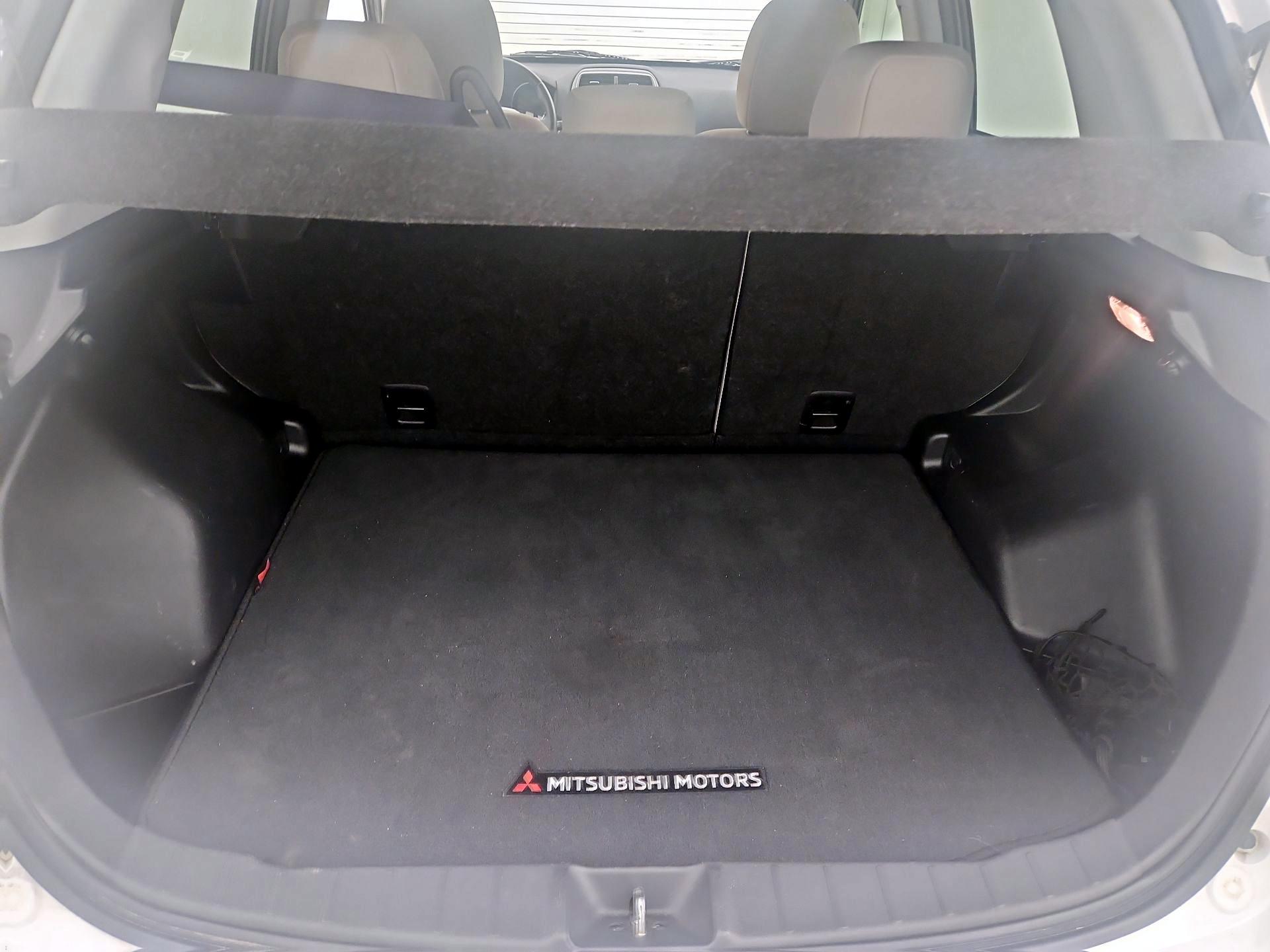 Thumbnail: 2020 Mitsubishi Outlander Sport - 20