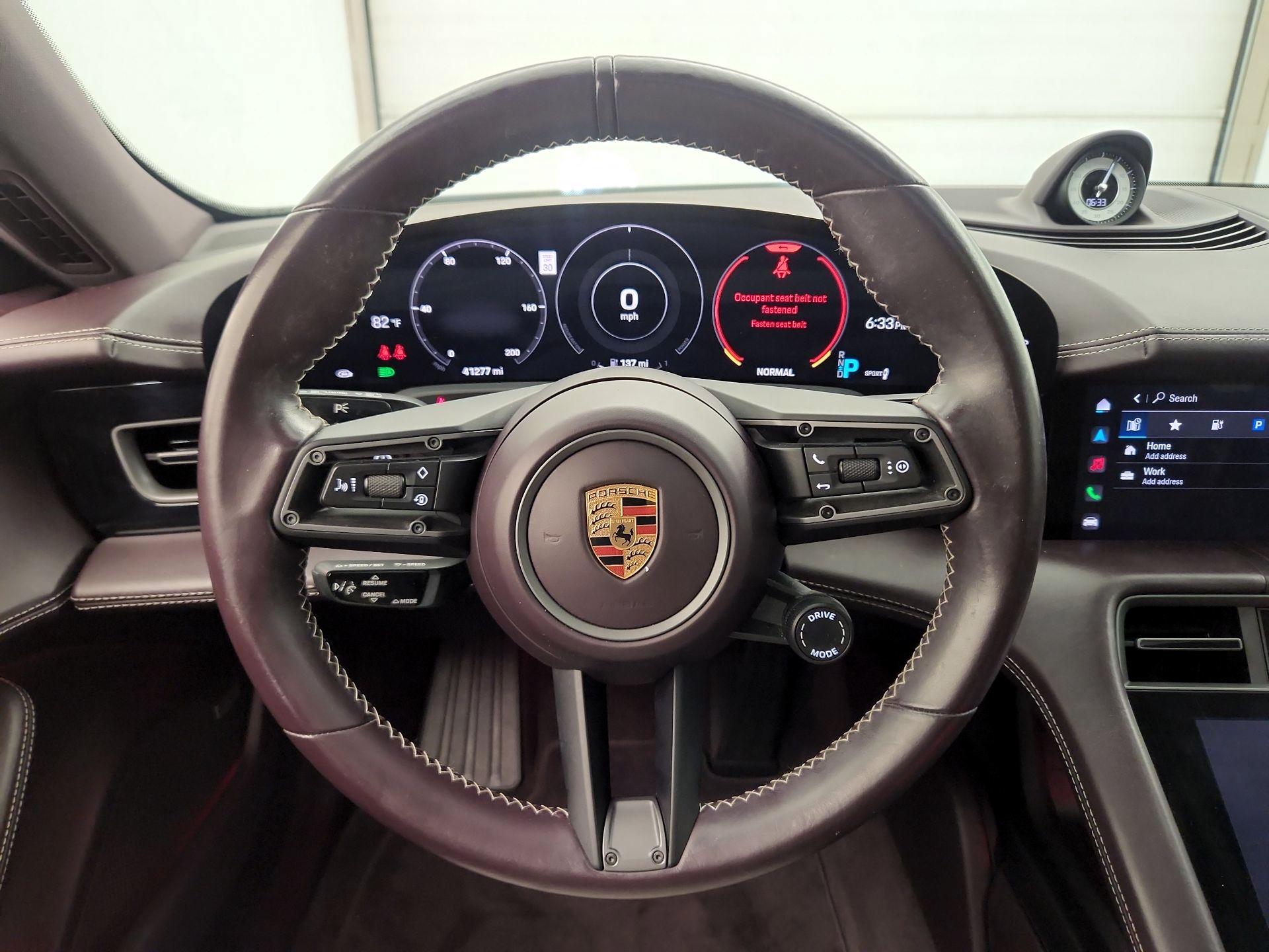 Thumbnail: 2022 Porsche Taycan - 10