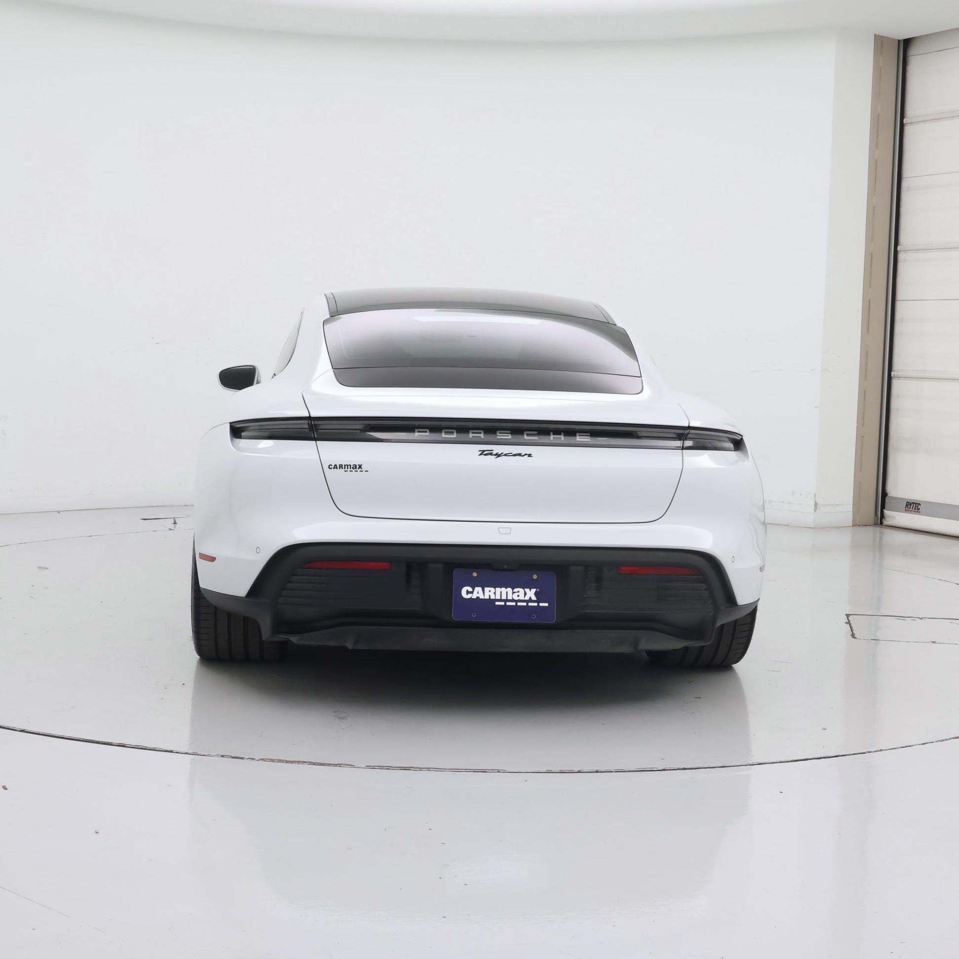 Thumbnail: 2022 Porsche Taycan - 6