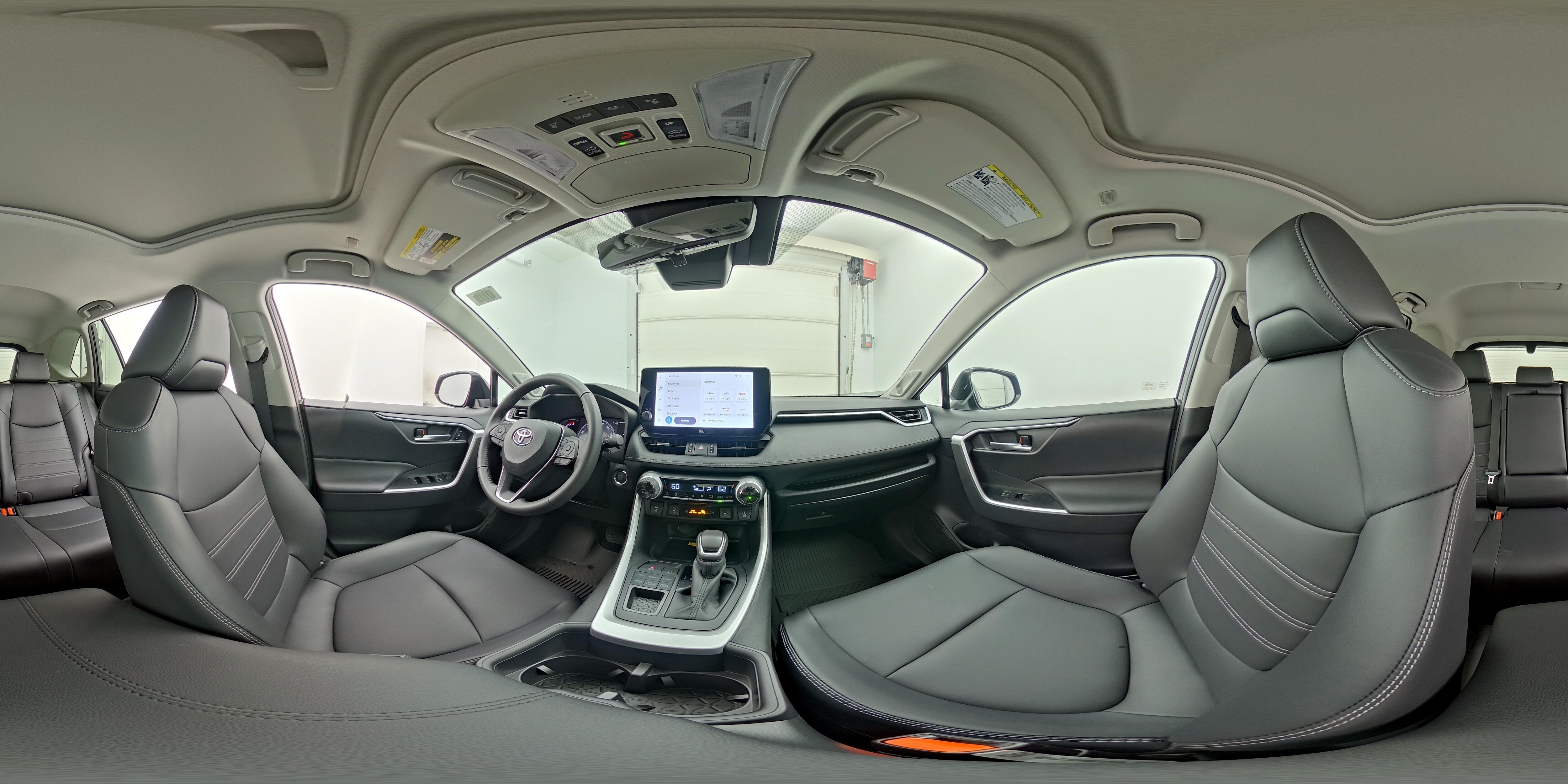 2025 Toyota RAV4 XLE Premium - Photo 25